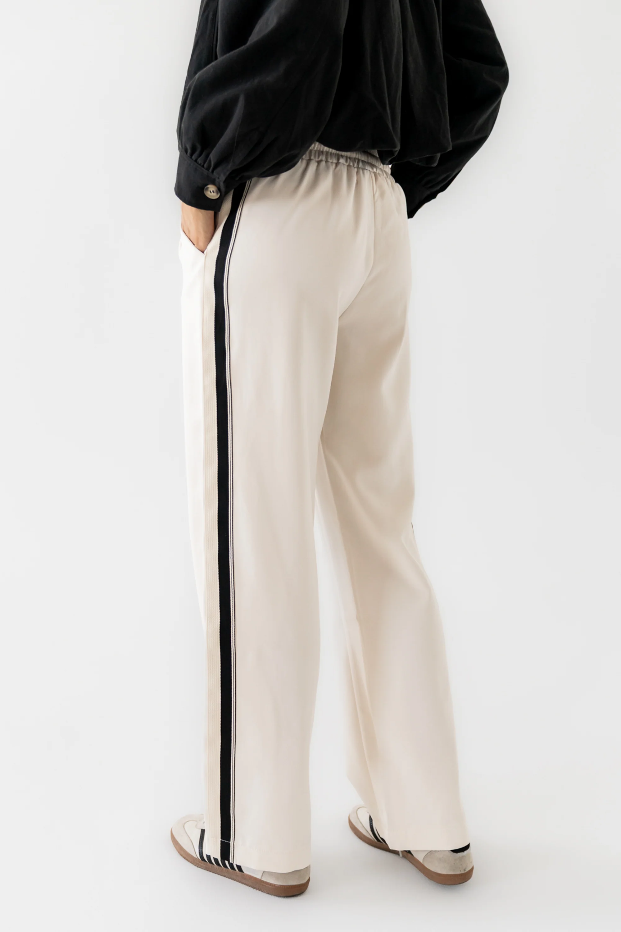 Jazzy Baggy Pants in Off White - FINAL SALE - Image 9