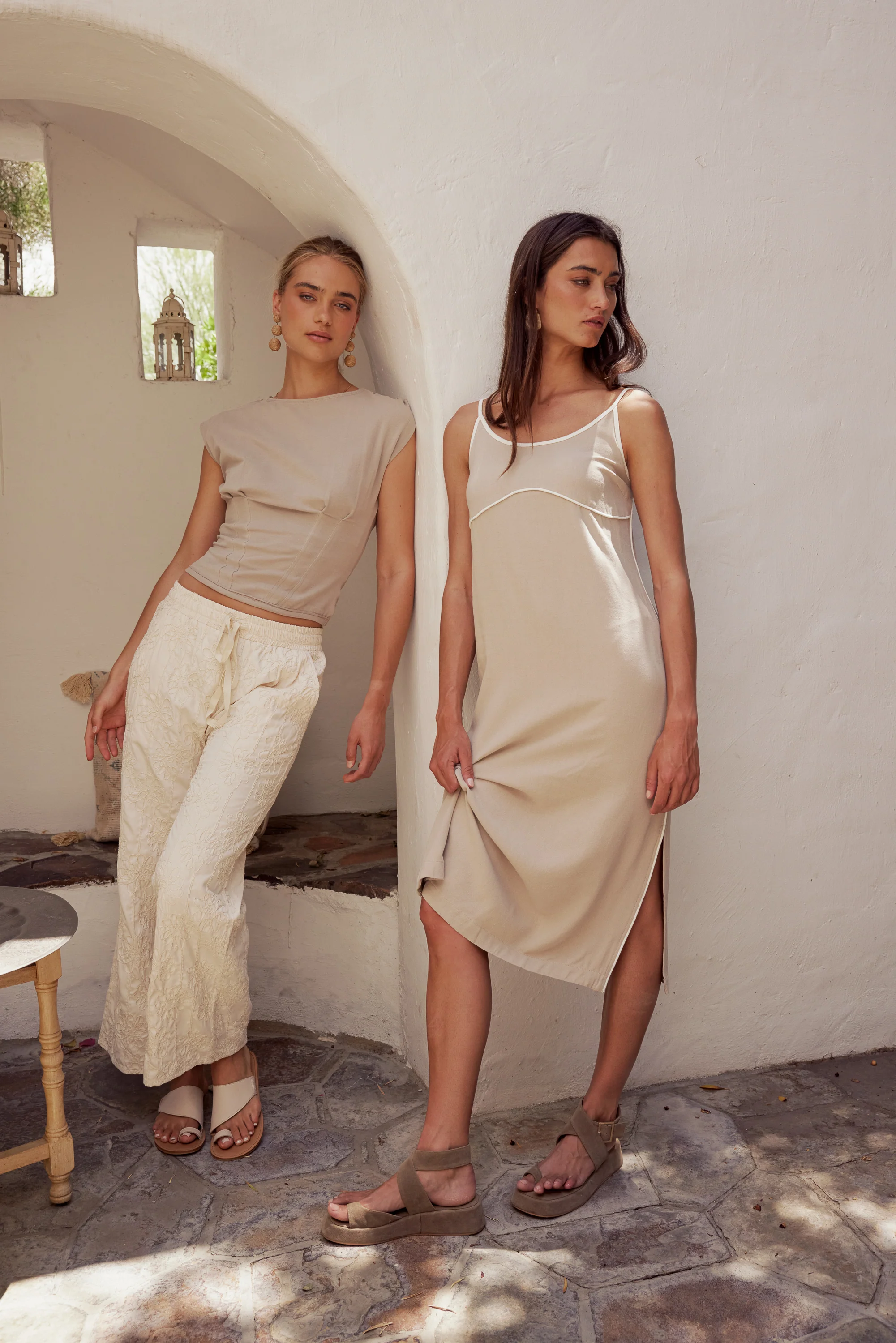 Joanna Contrast Midi Dress in Taupe - FINAL SALE - Image 6