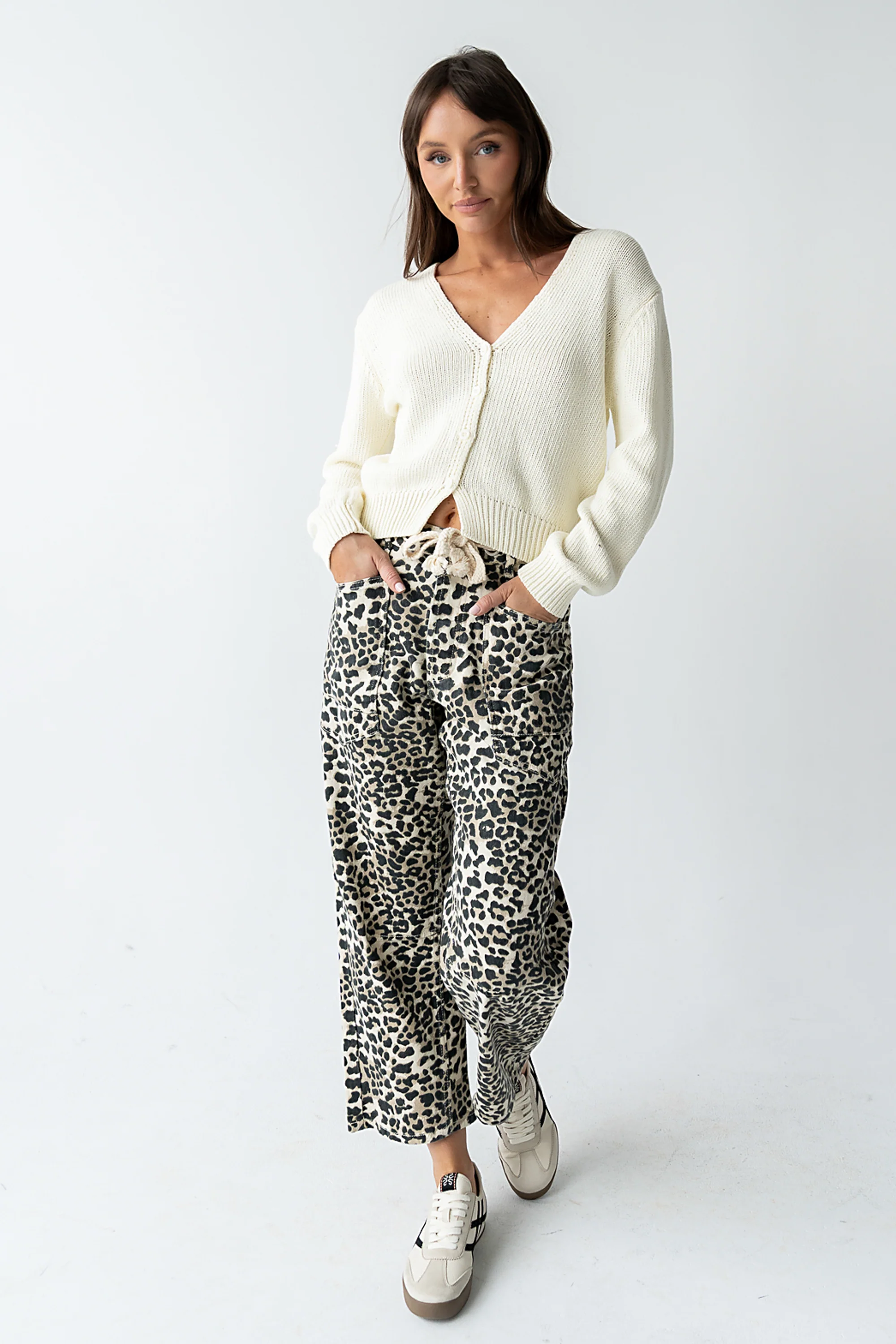 Jocelyn Barrel Jeans in Leopard - Image 8