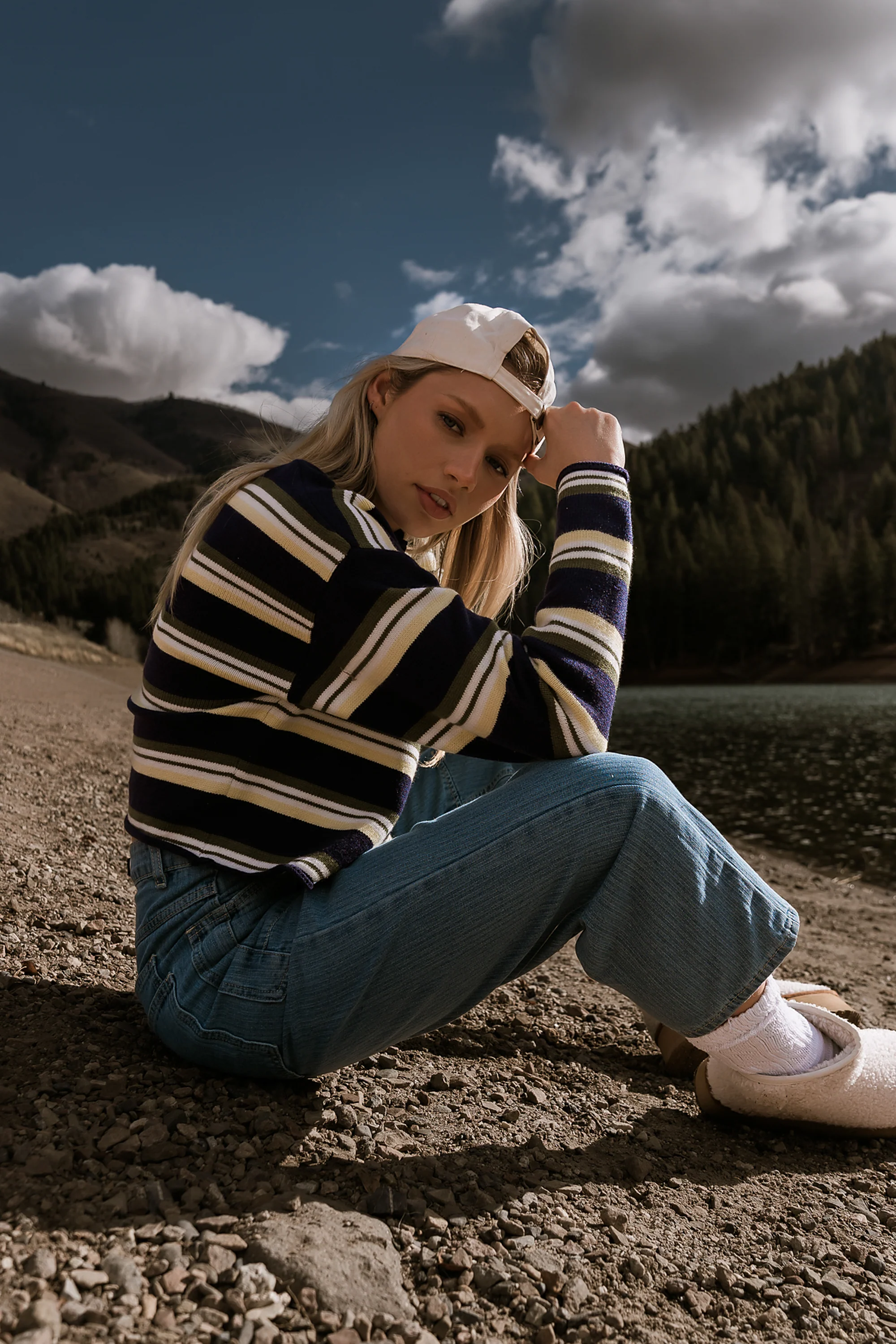 Jocelyn Barrel Jeans in Medium Wash Stripe - Image 5