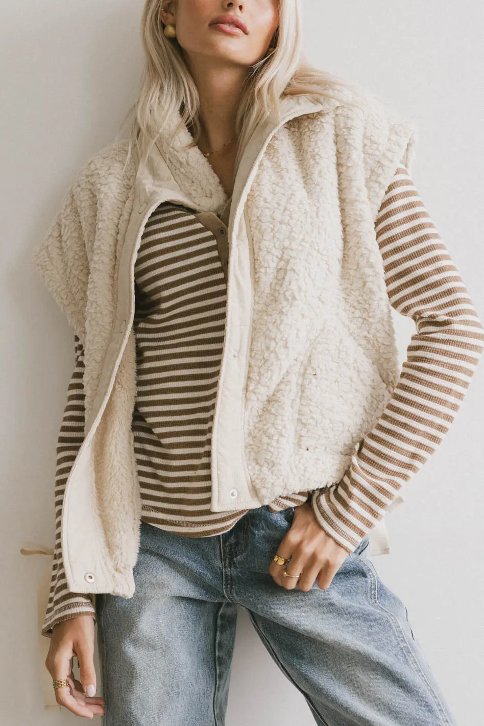 Johanna Sherpa Vest in Beige - FINAL SALE - Image 3