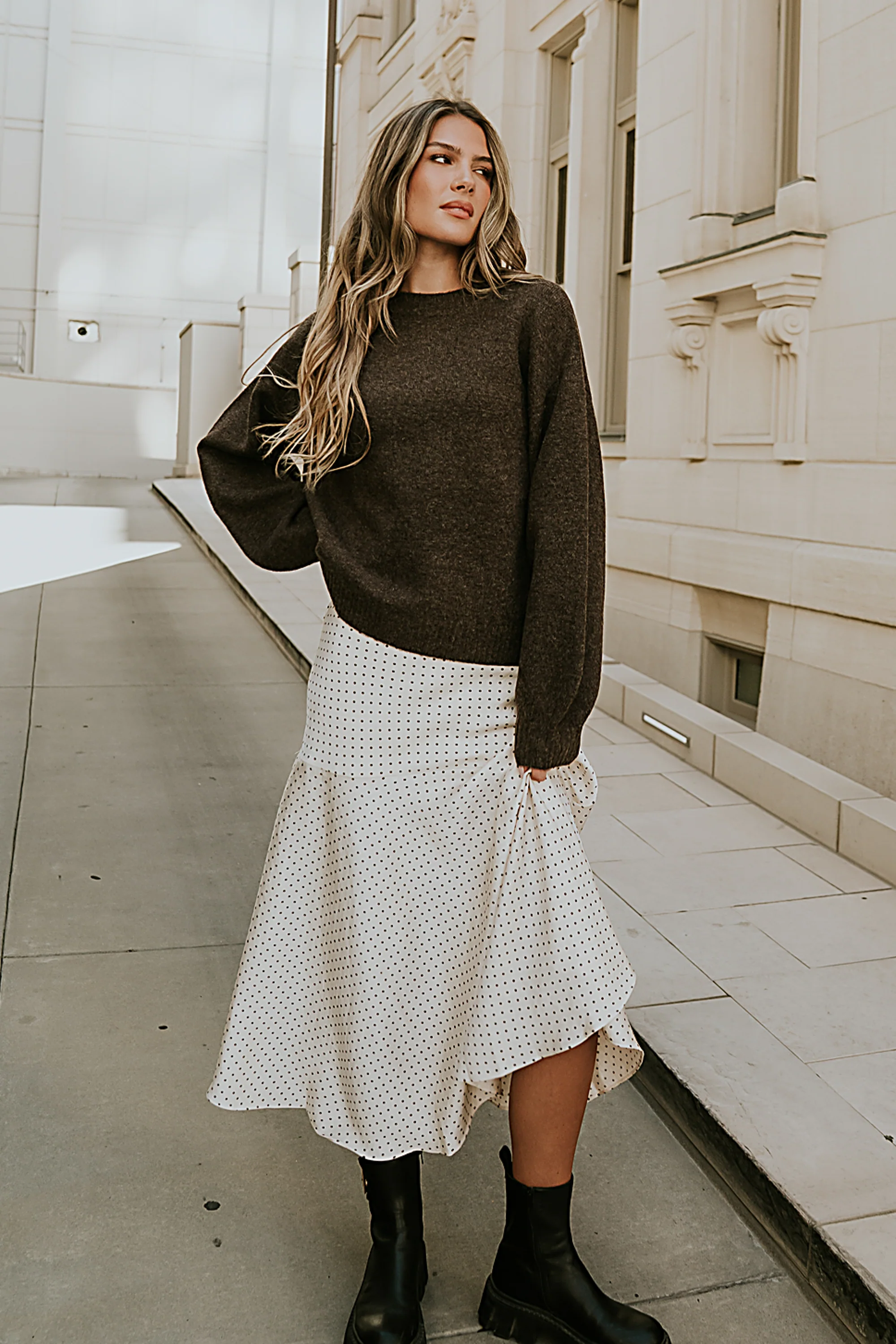 Josey Oversized Sweater in Brown - FINAL SALE - Image 7
