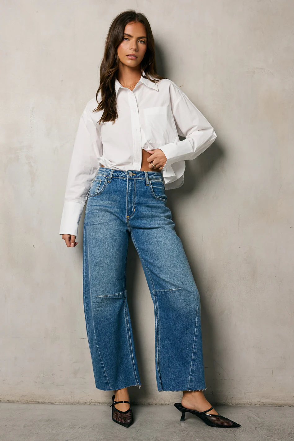 Juliette Barrel Jeans in Medium Wash - FINAL SALE - Image 5