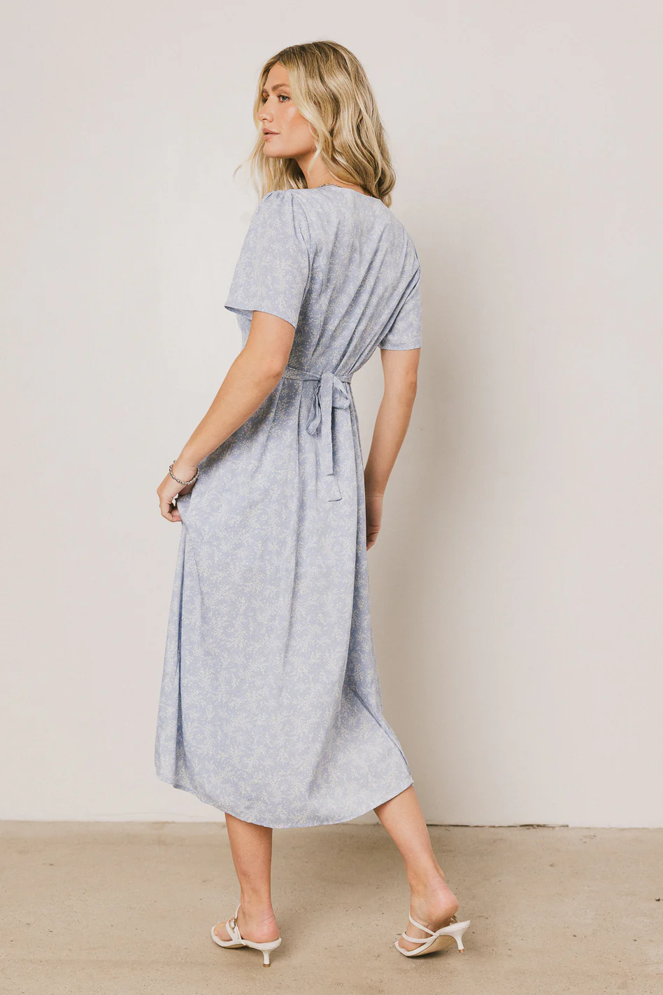 Kade Floral Midi Dress in Blue - FINAL SALE - Image 3