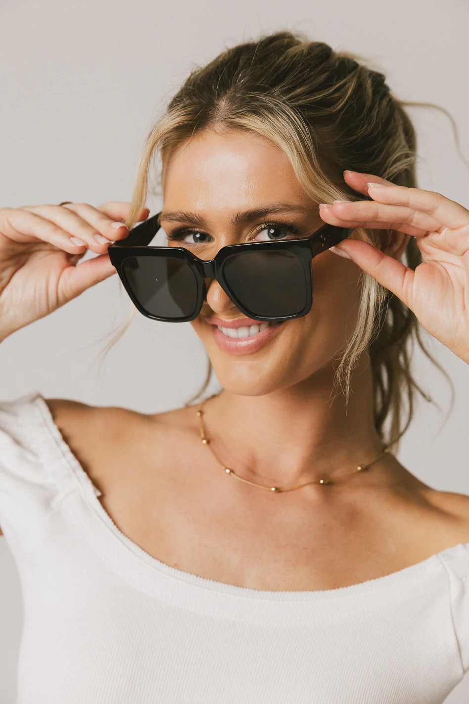 Kadie Oversized Sunglasses - Image 2