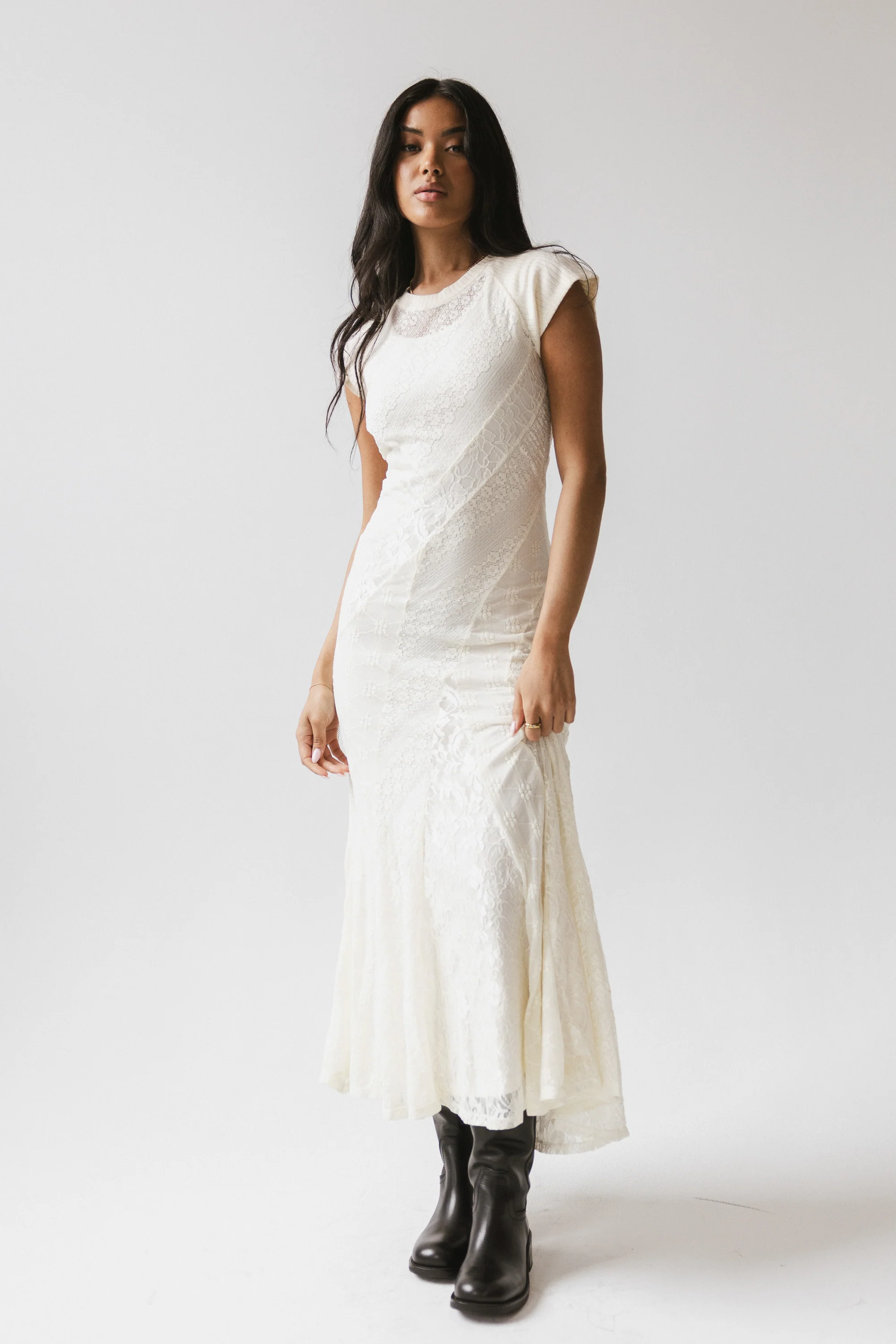 Kameron Lace Maxi Dress in Cream - Image 3