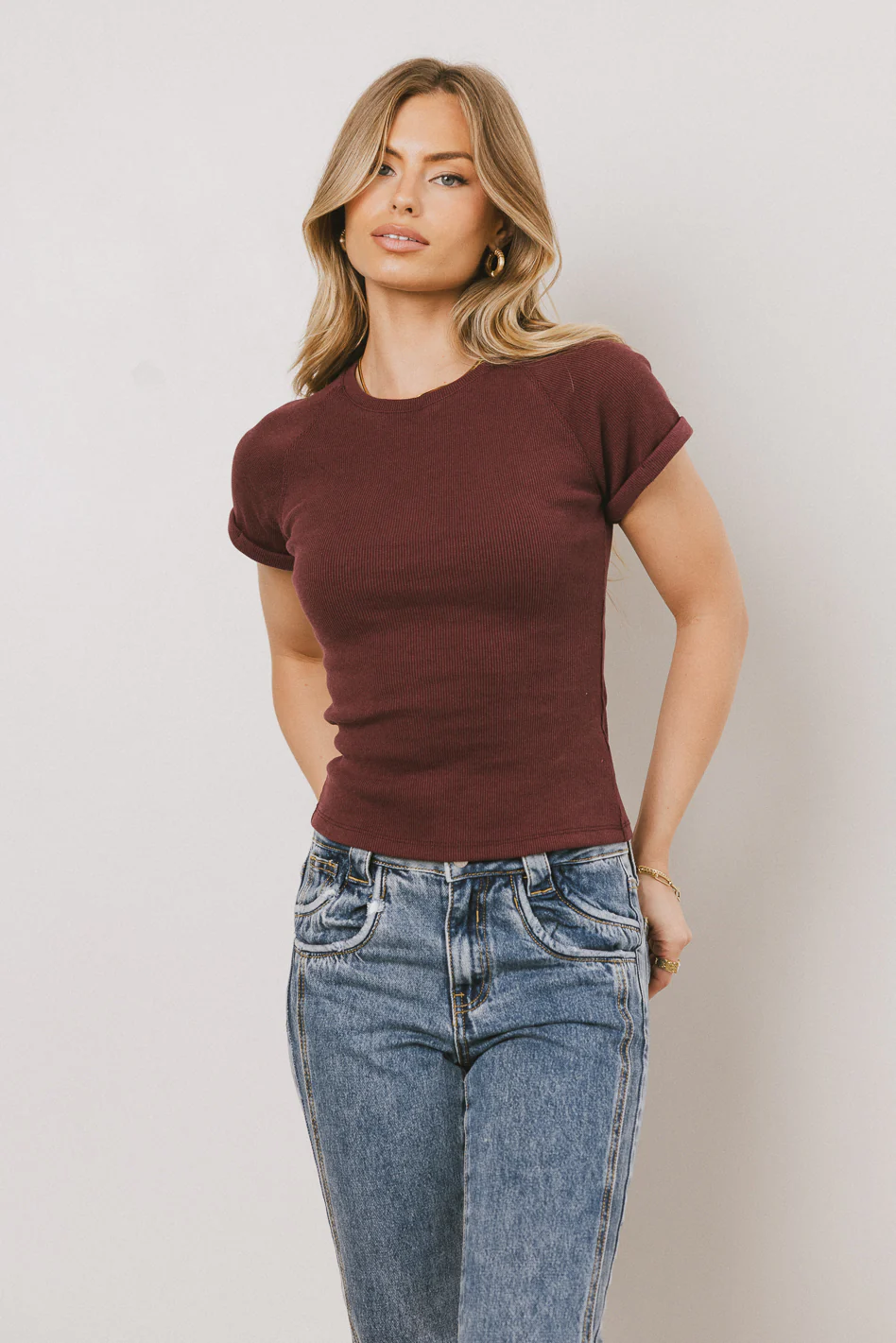 Kammie Ribbed Basic Tee in Maroon - FINAL SALE