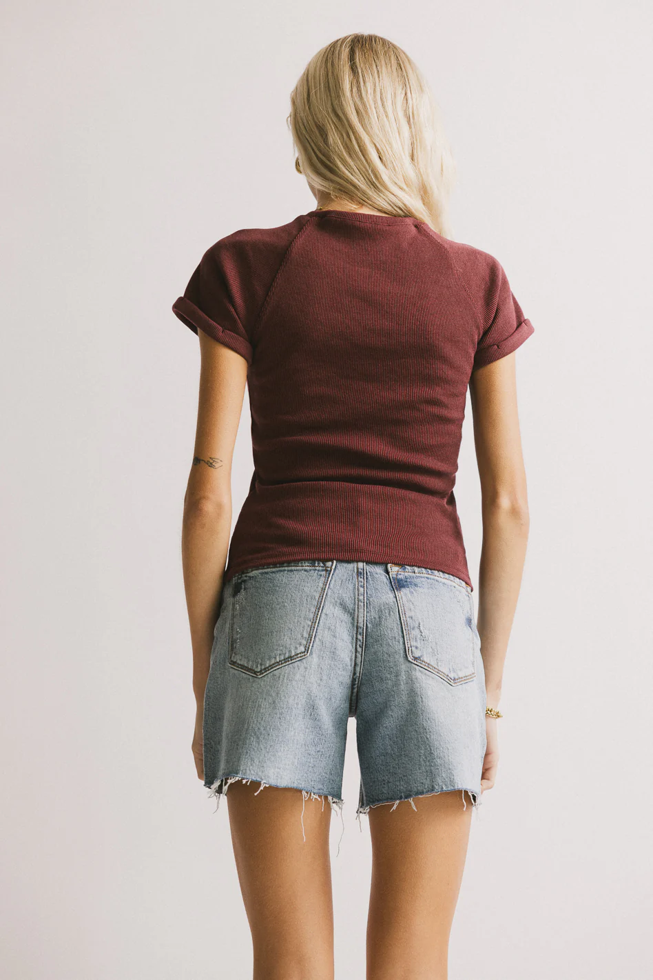 Kammie Ribbed Basic Tee in Maroon - FINAL SALE - Image 7