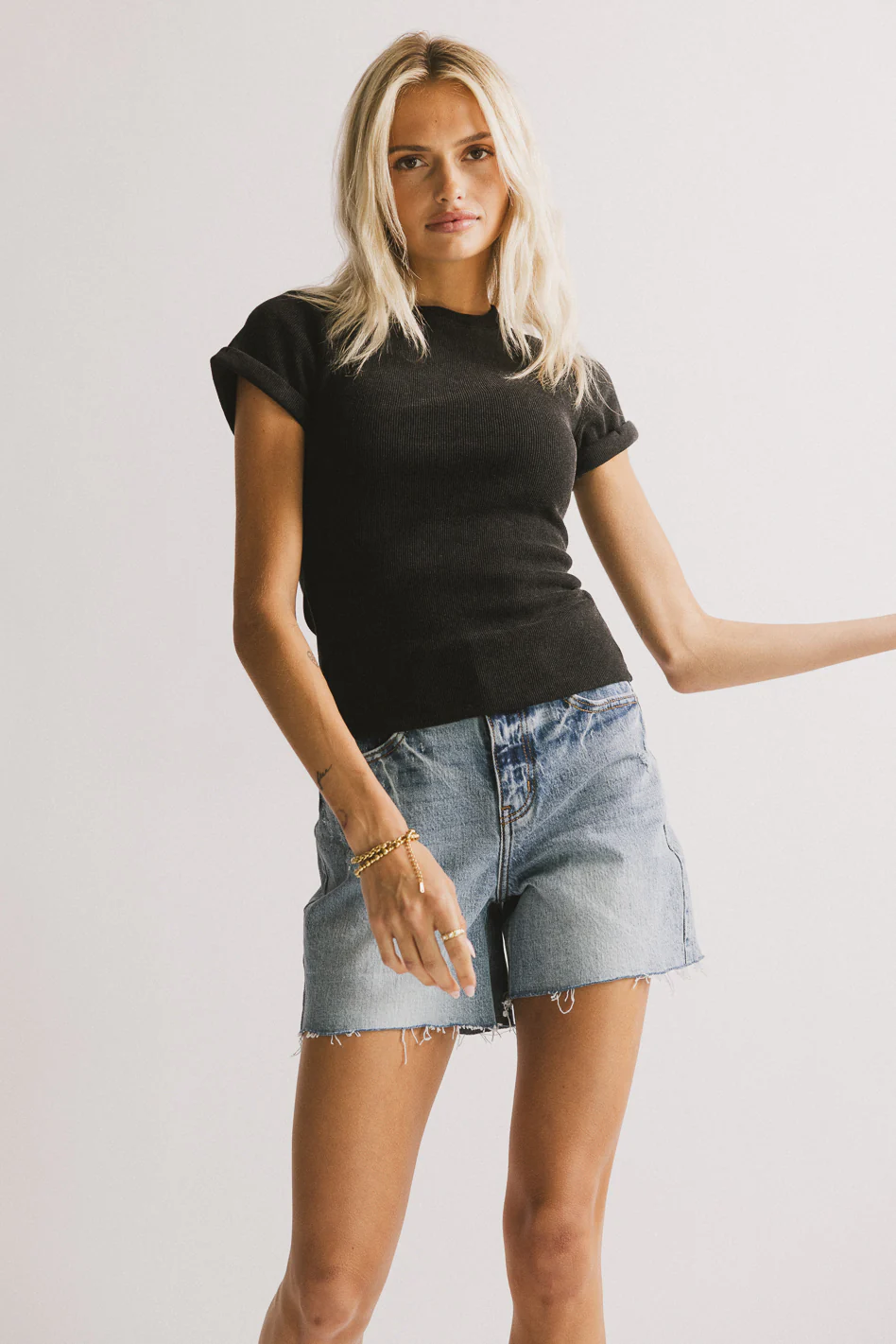 Kammie Ribbed Basic Tee in Black - FINAL SALE - Image 4