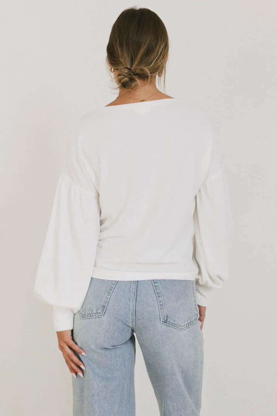 Kaori Top in White - FINAL SALE - Image 6