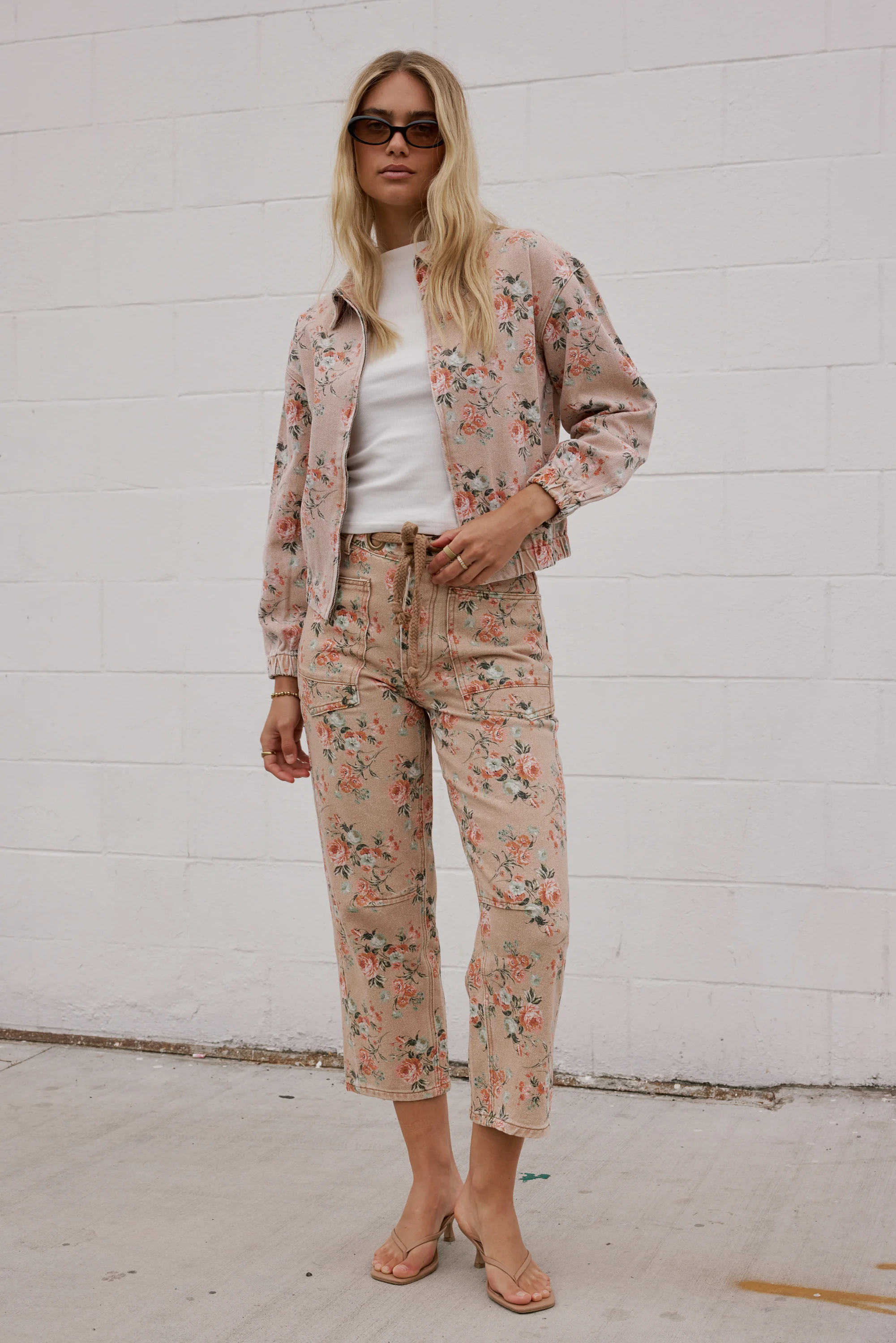 Kellie Floral Barrel Jeans in Vintage Ginger - Image 2