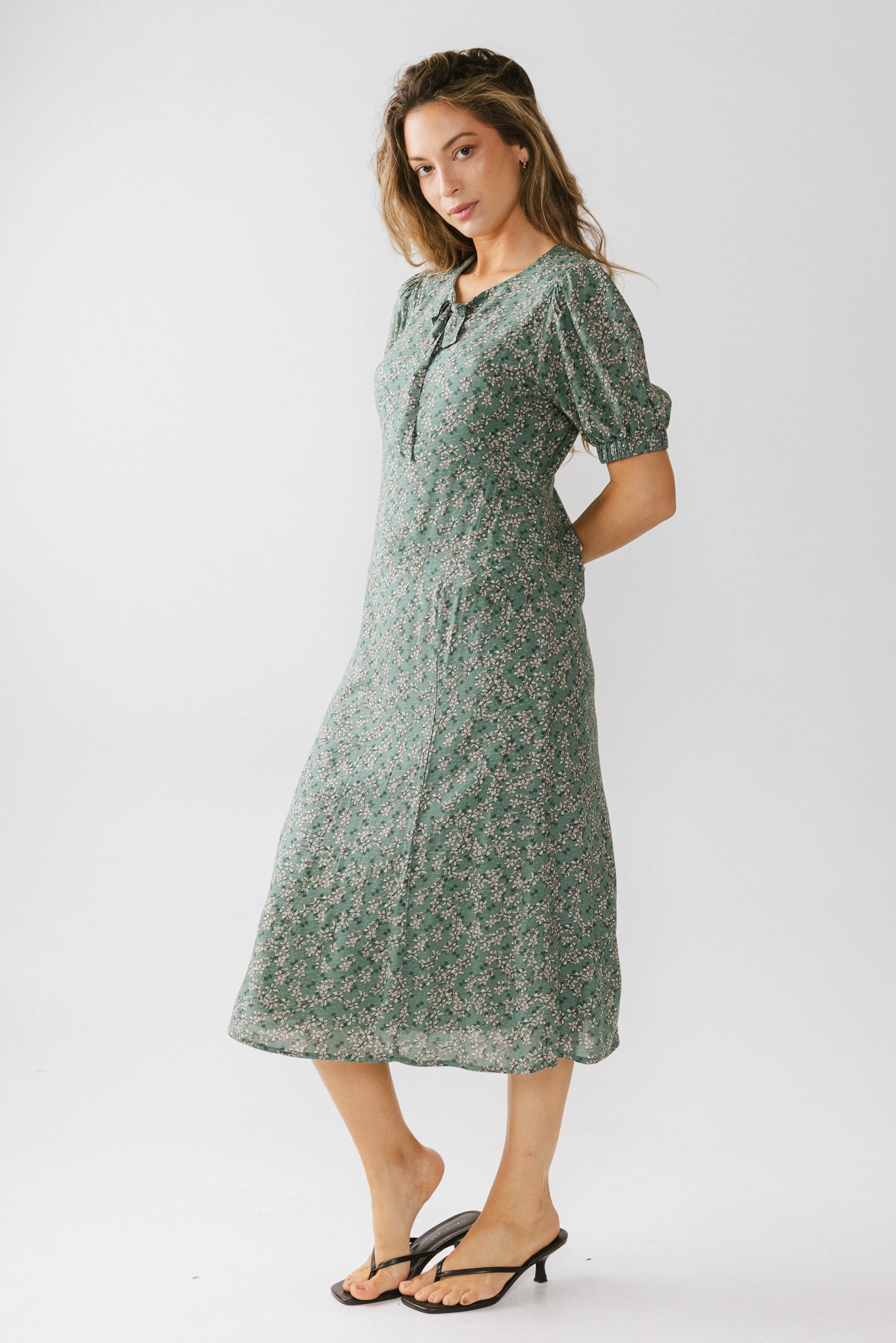 Kelsey Floral Midi Dess - FINAL SALE - Image 14