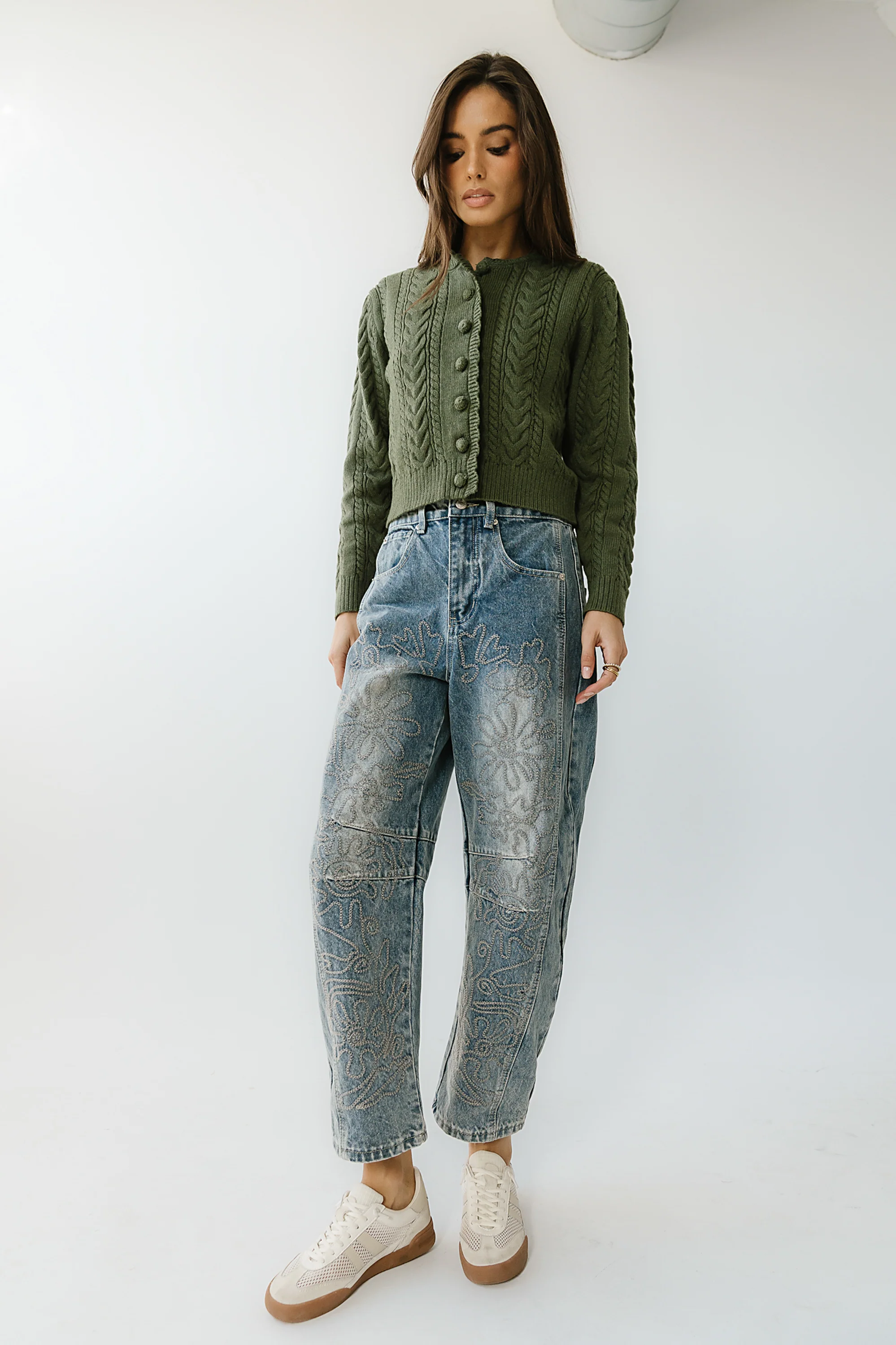 Kinsey Embroidered Barrel Jeans in Medium Wash - Image 2