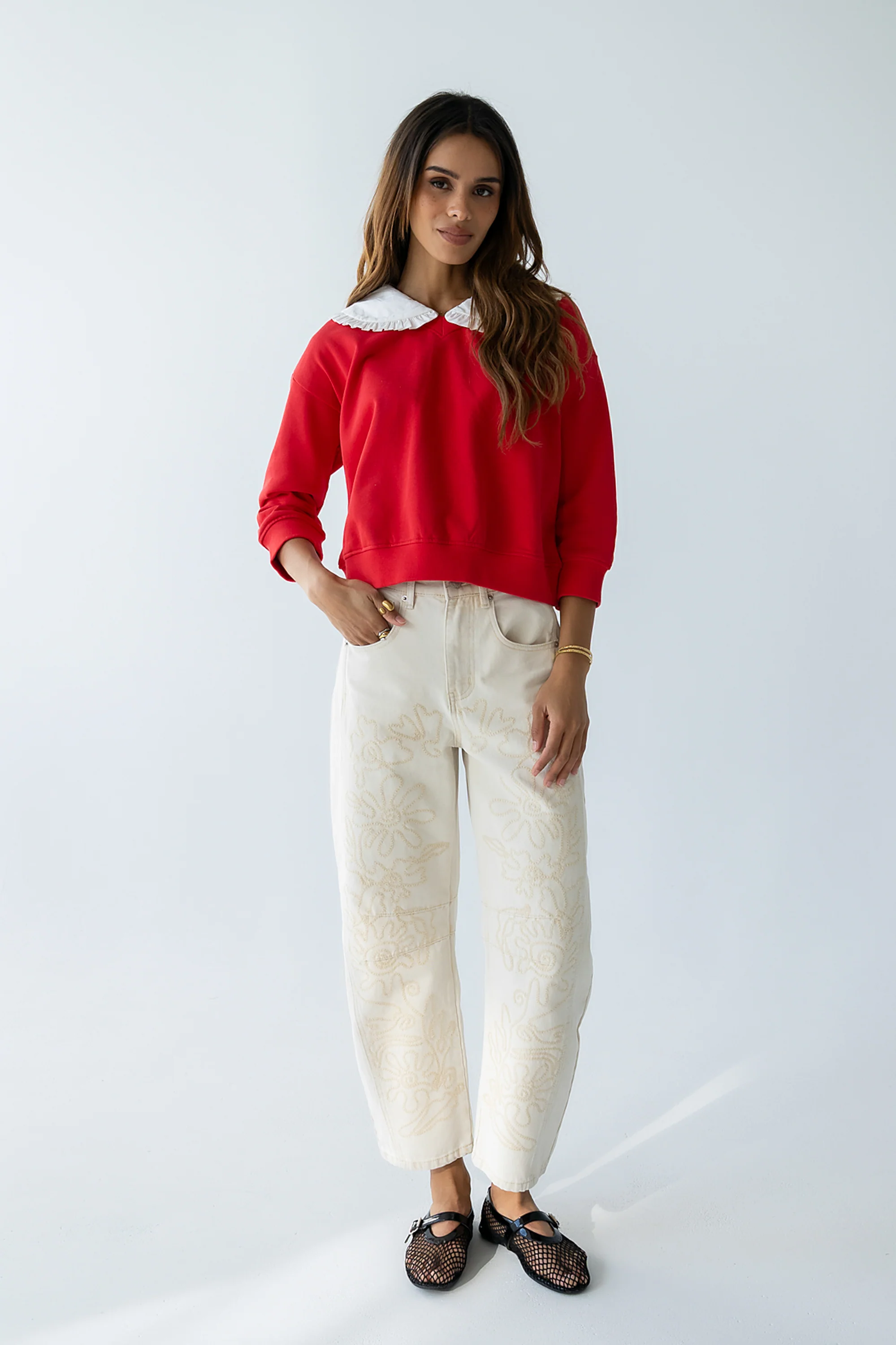 Kinsey Embroidered Barrel Jeans in Beige - Image 6