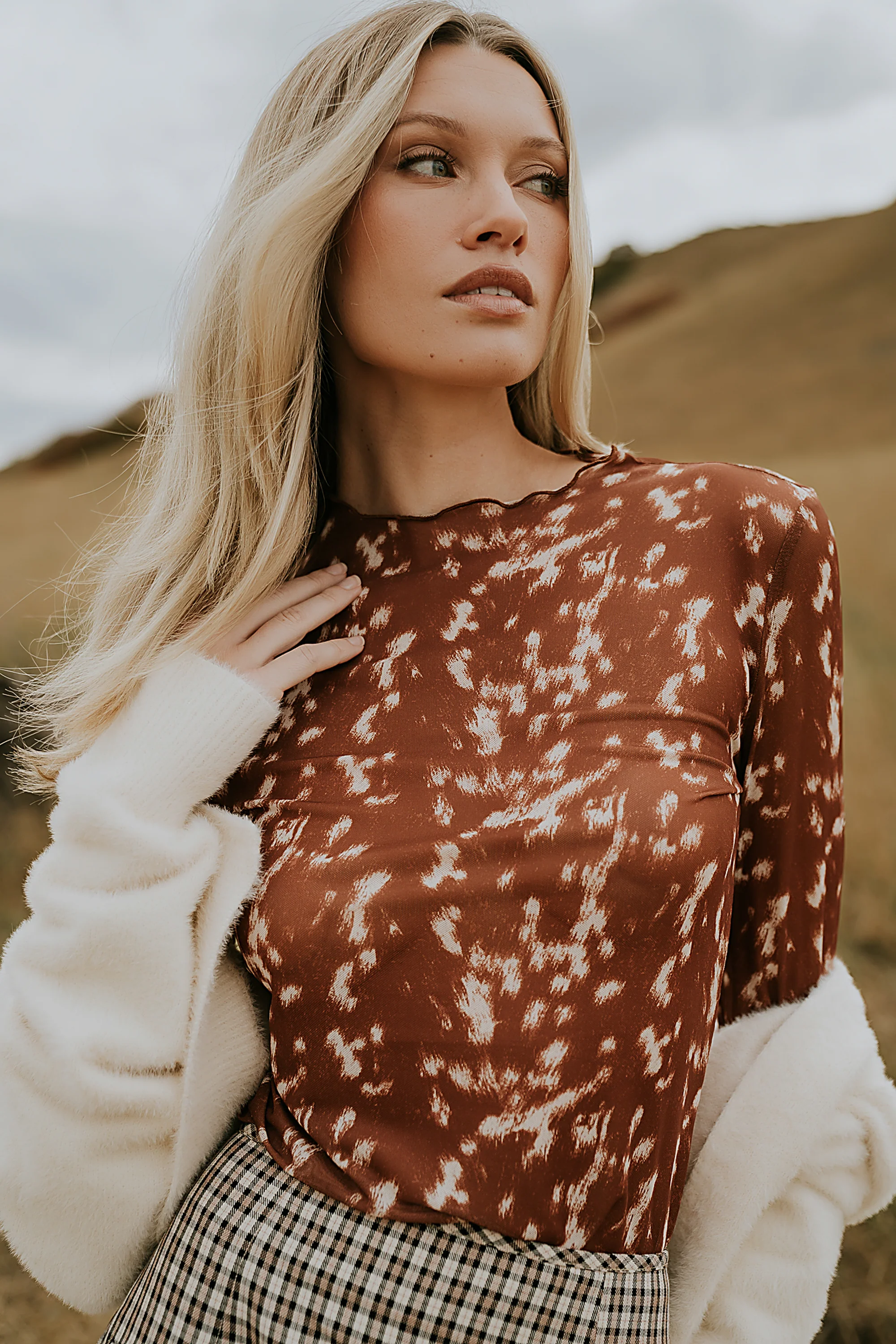 Kourtney Abstract Mesh Top - FINAL SALE - Image 3