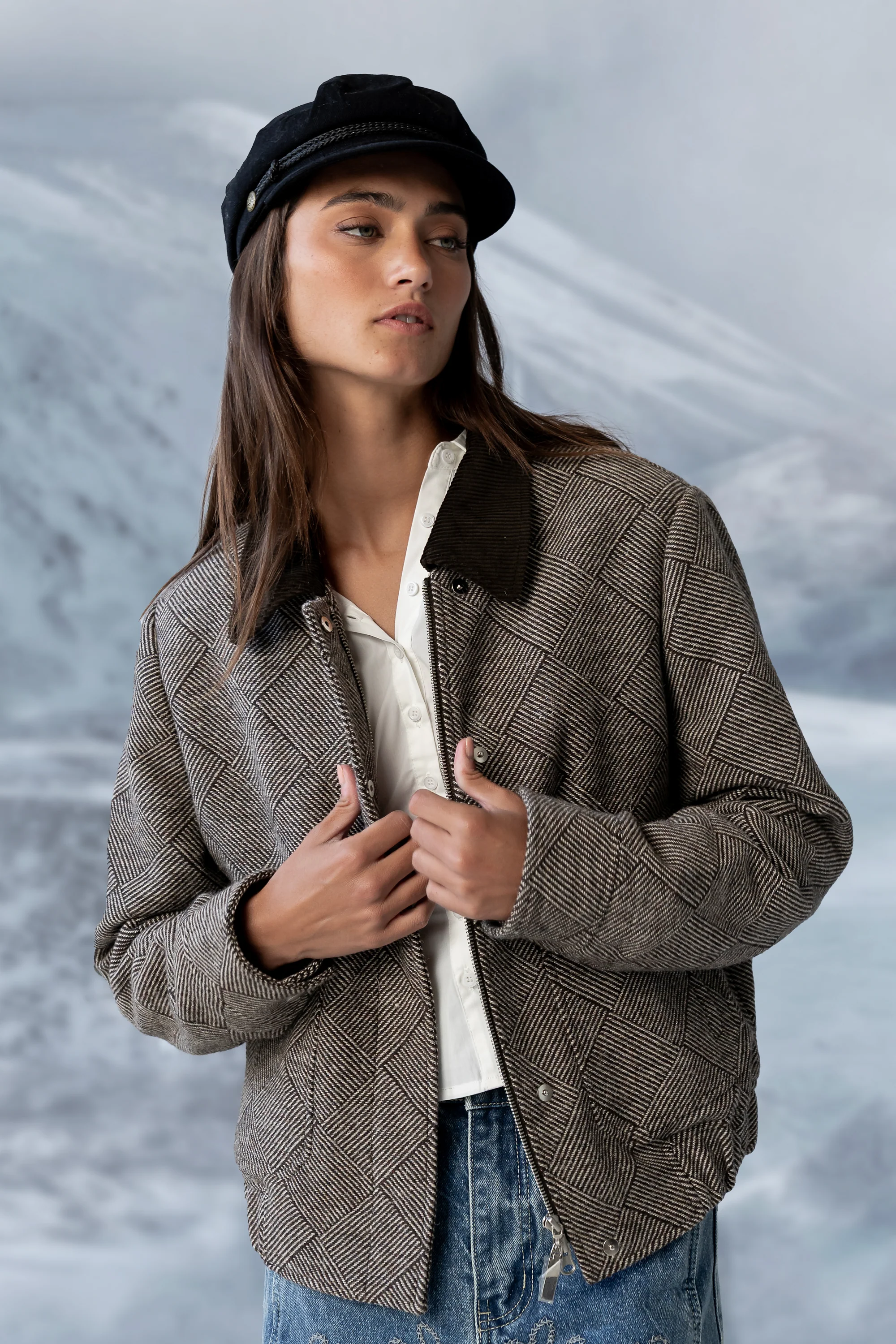 Kreyton Woven Jacket - Image 7