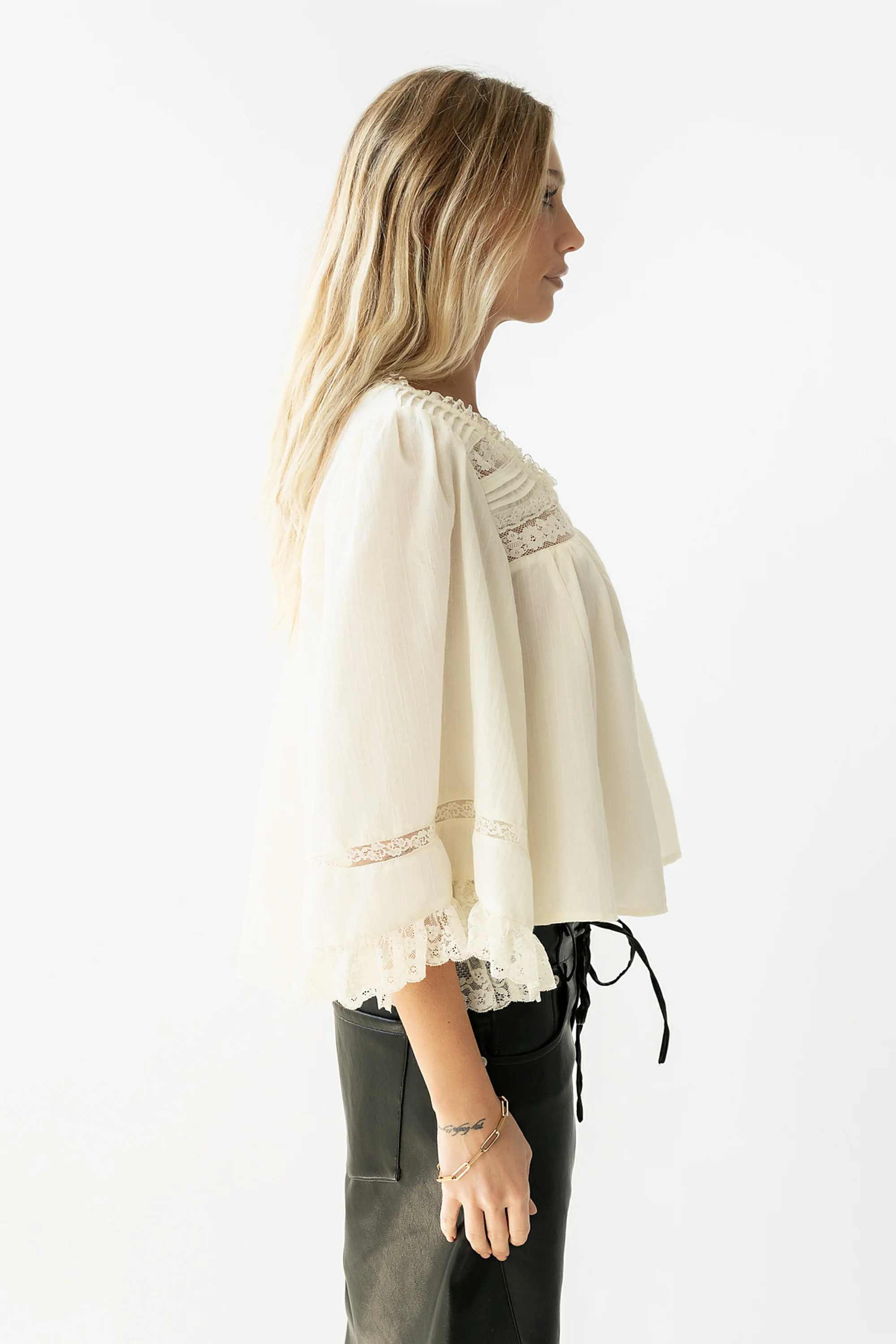 Kylee Lace Blouse in Cream - Image 4