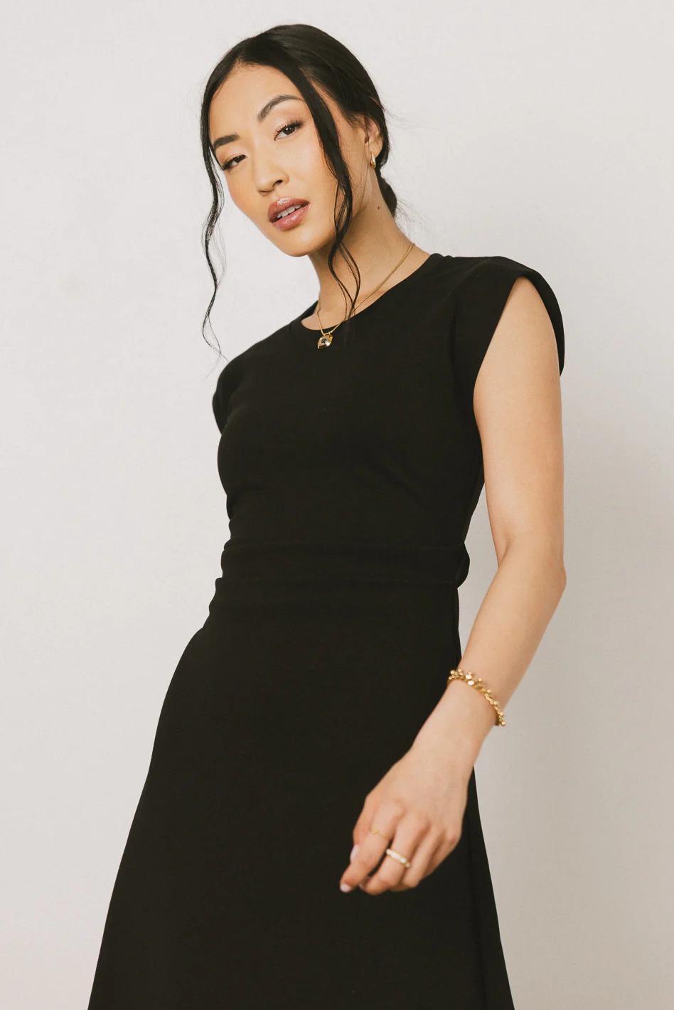 Kyra Midi Dress in Black - FINAL SALE - Image 2