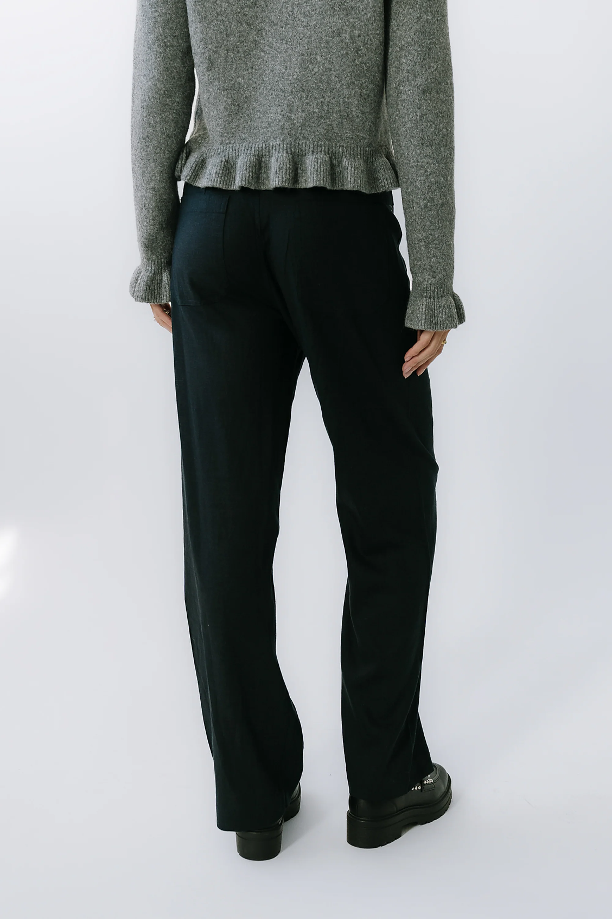 Lander Wide Leg Pants in Navy - Image 5