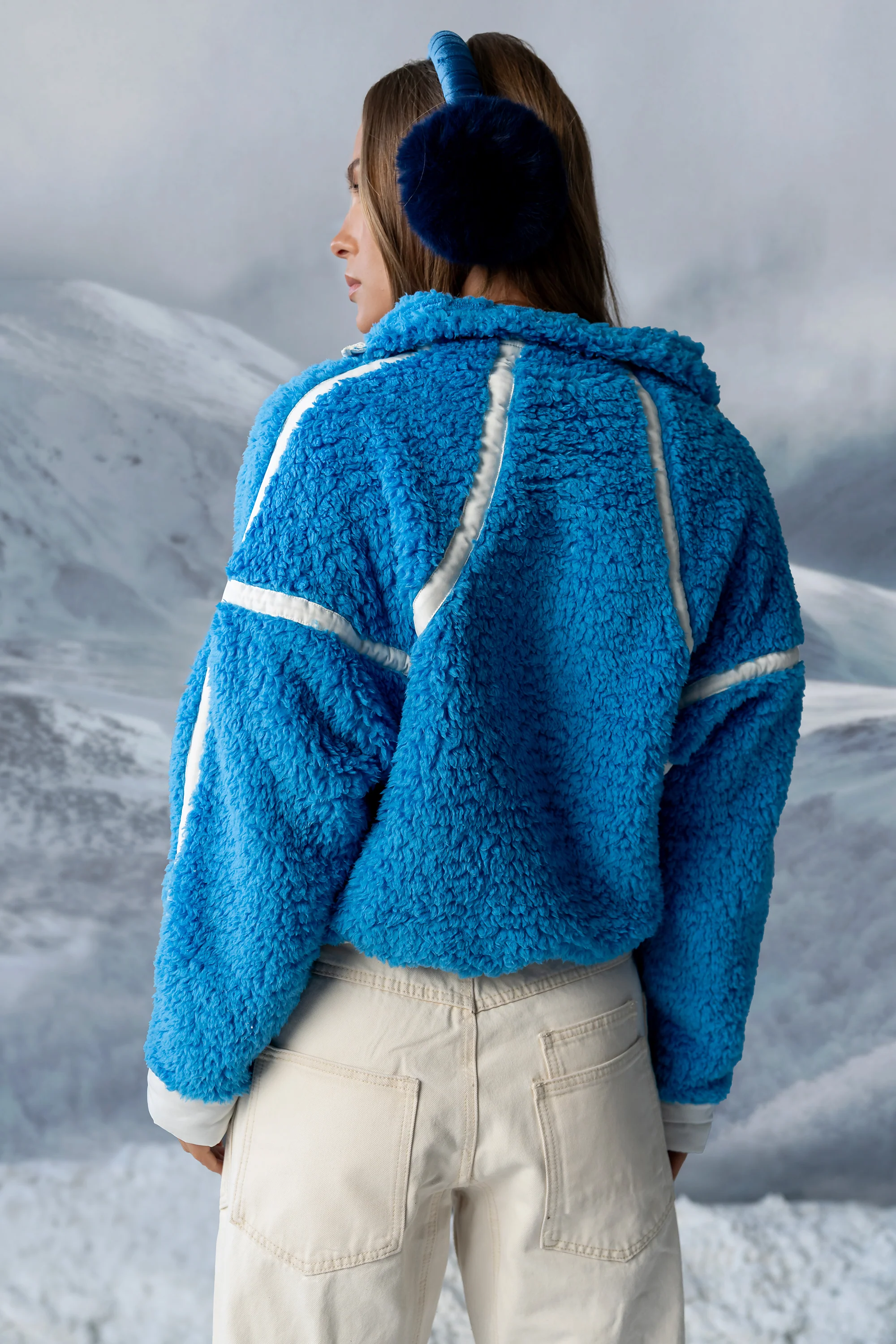 Lenny Sherpa Half Zip in Blue - Image 5