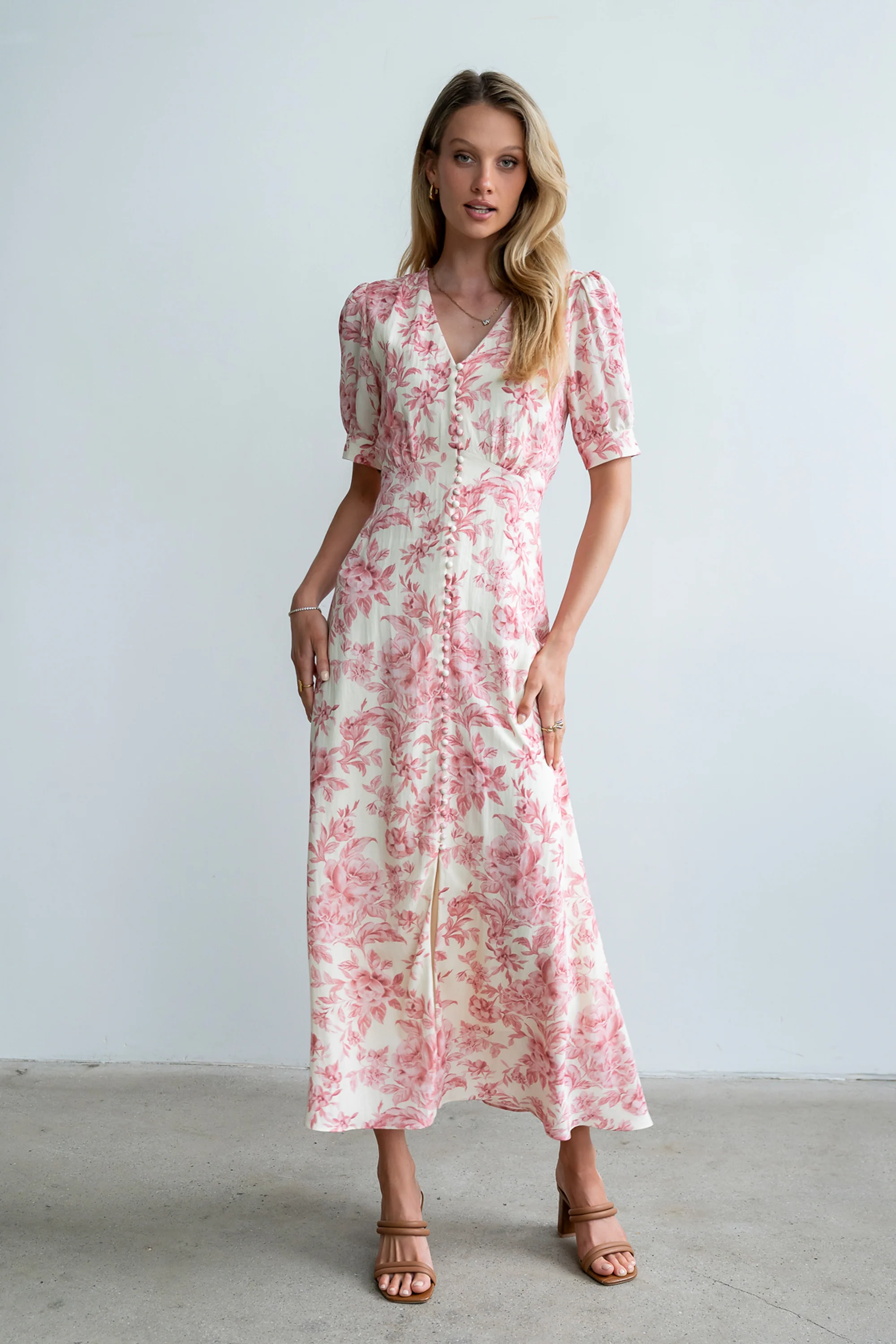 Lia Floral Midi Dress in Pink - Image 4