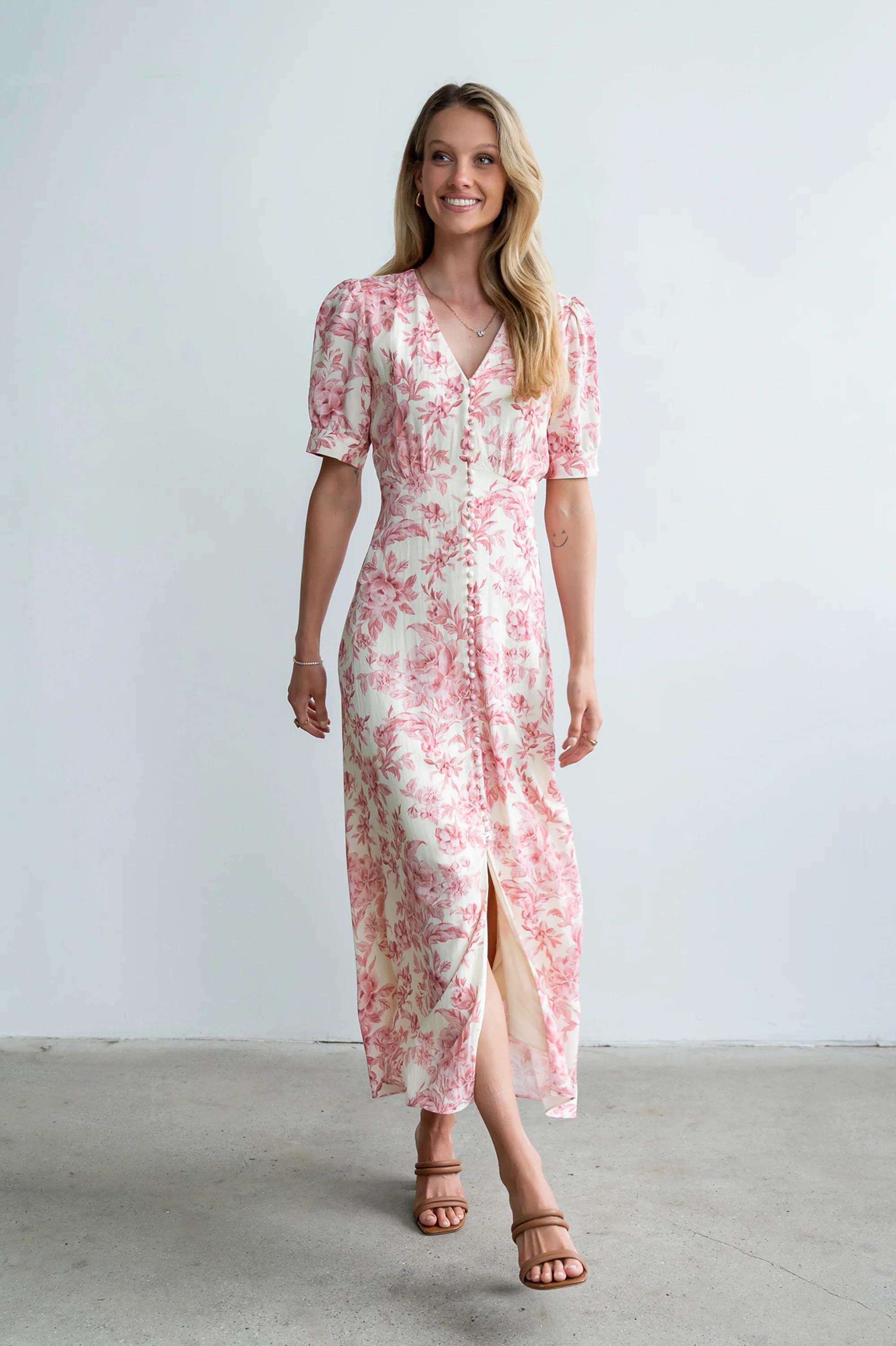 Lia Floral Midi Dress in Pink - Image 8