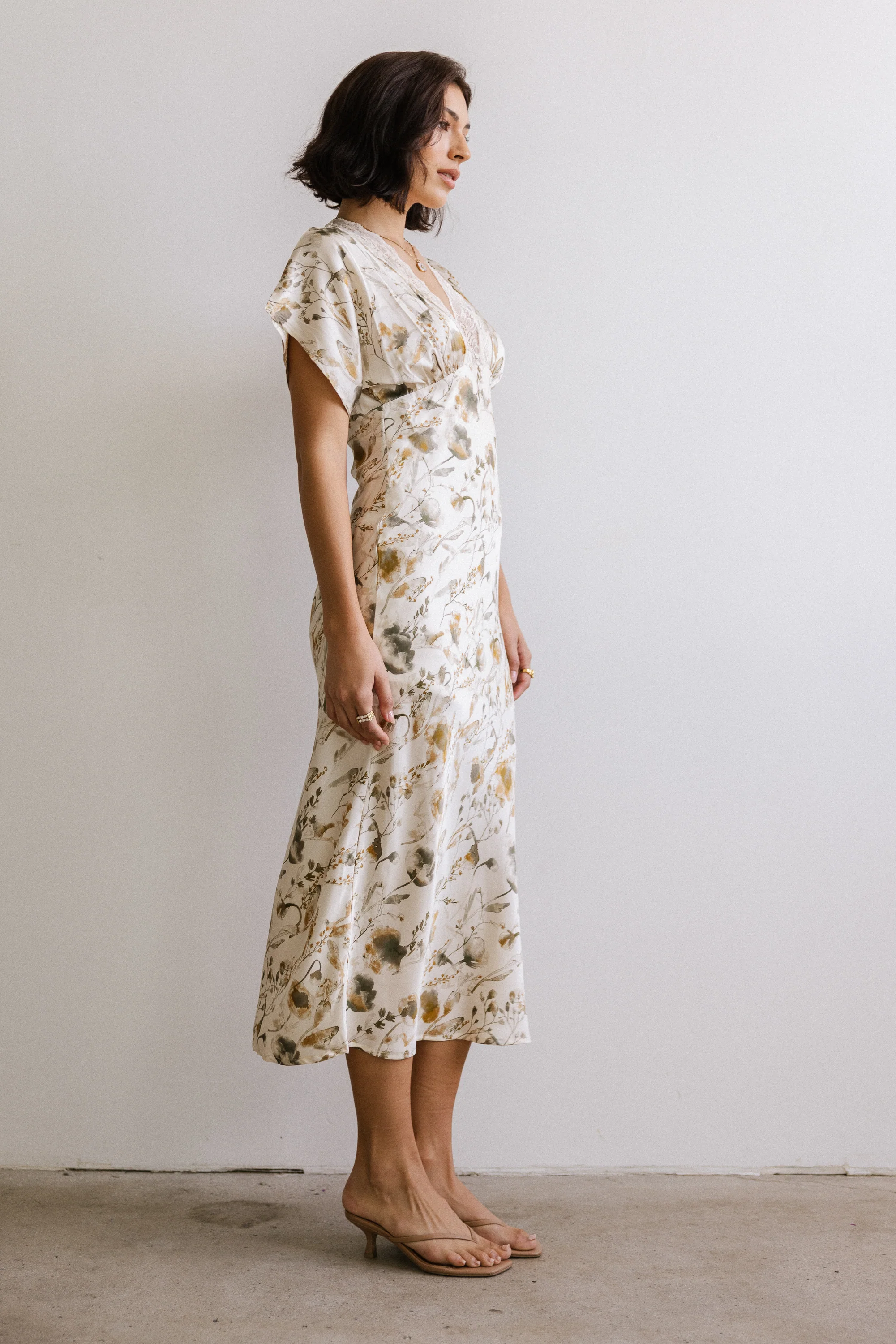 Libby Floral Maxi Dress - Image 3