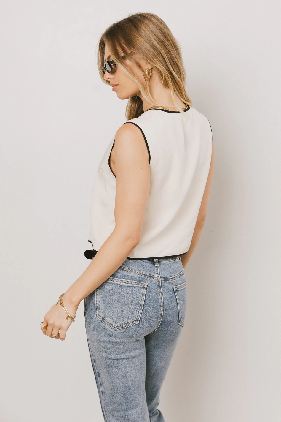 Liora Contrast Vest - FINAL SALE - Image 3