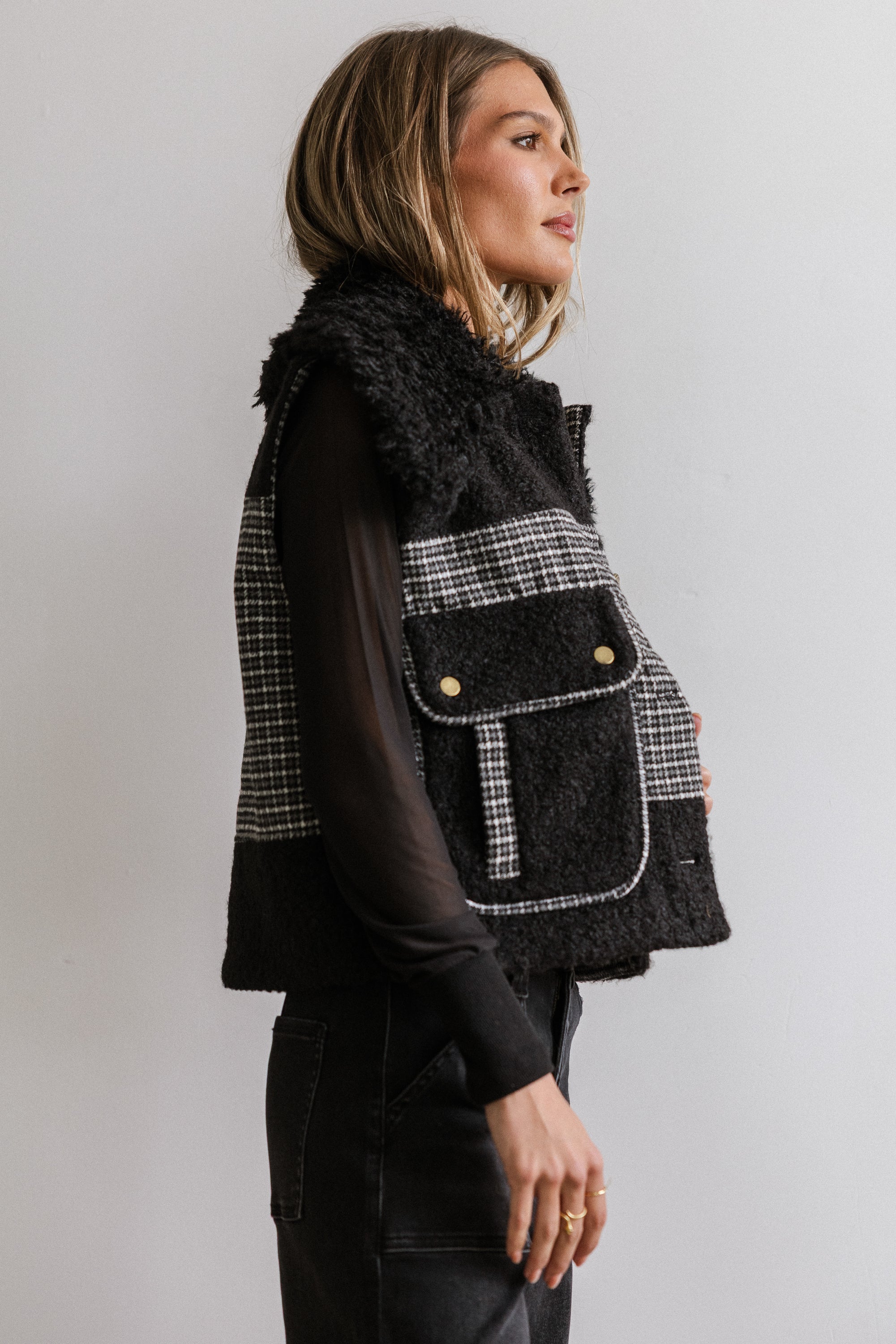 Liv Sherpa Vest in Black - FINAL SALE - Image 7