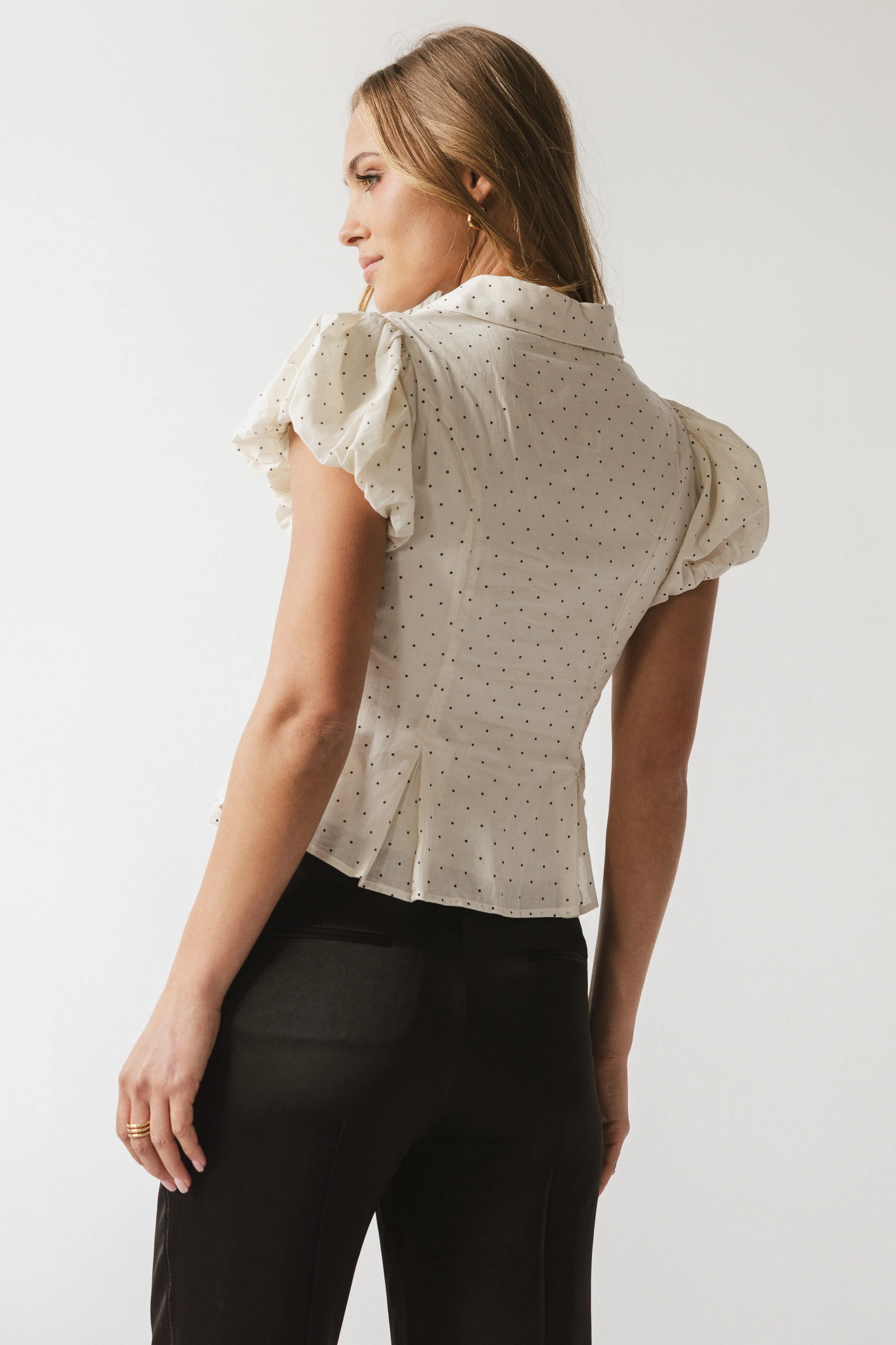 Lizette Pleated Blouse in Cream - Image 4