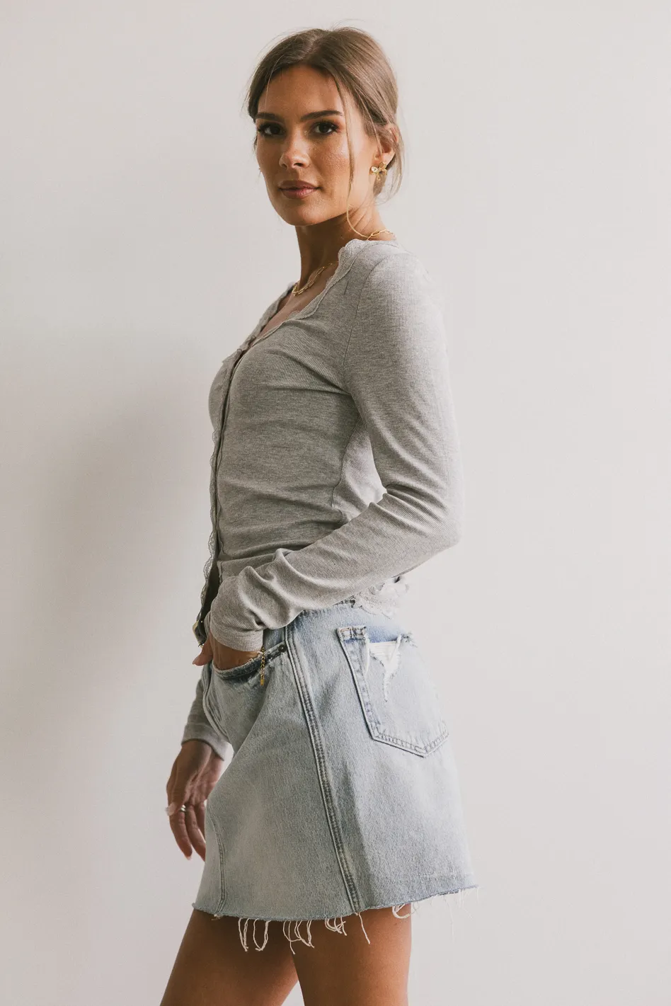 Logan Lace Trim Top in Grey - FINAL SALE - Image 4