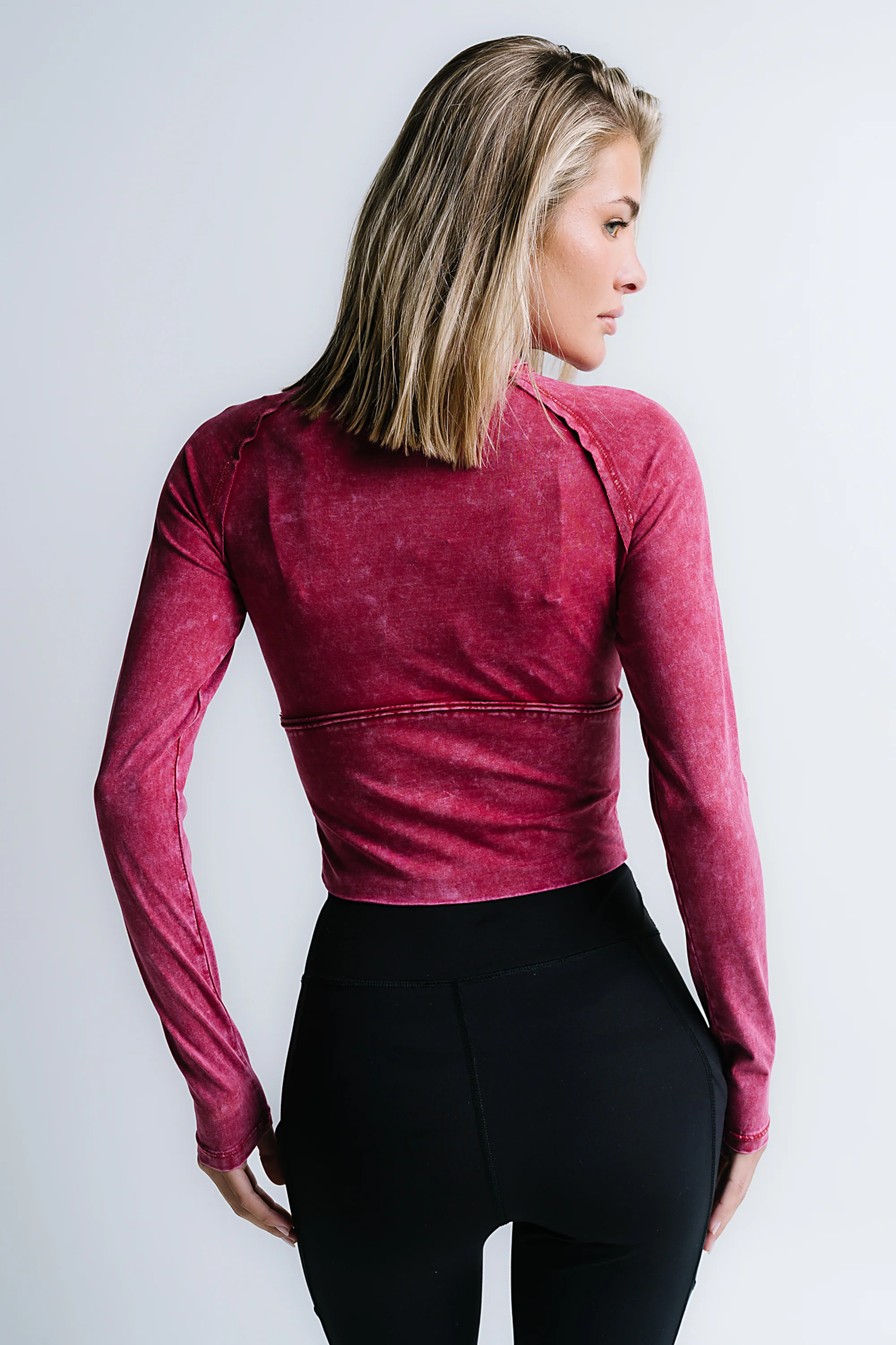 Louise Fitted Top in Red - FINAL SALE - Image 4