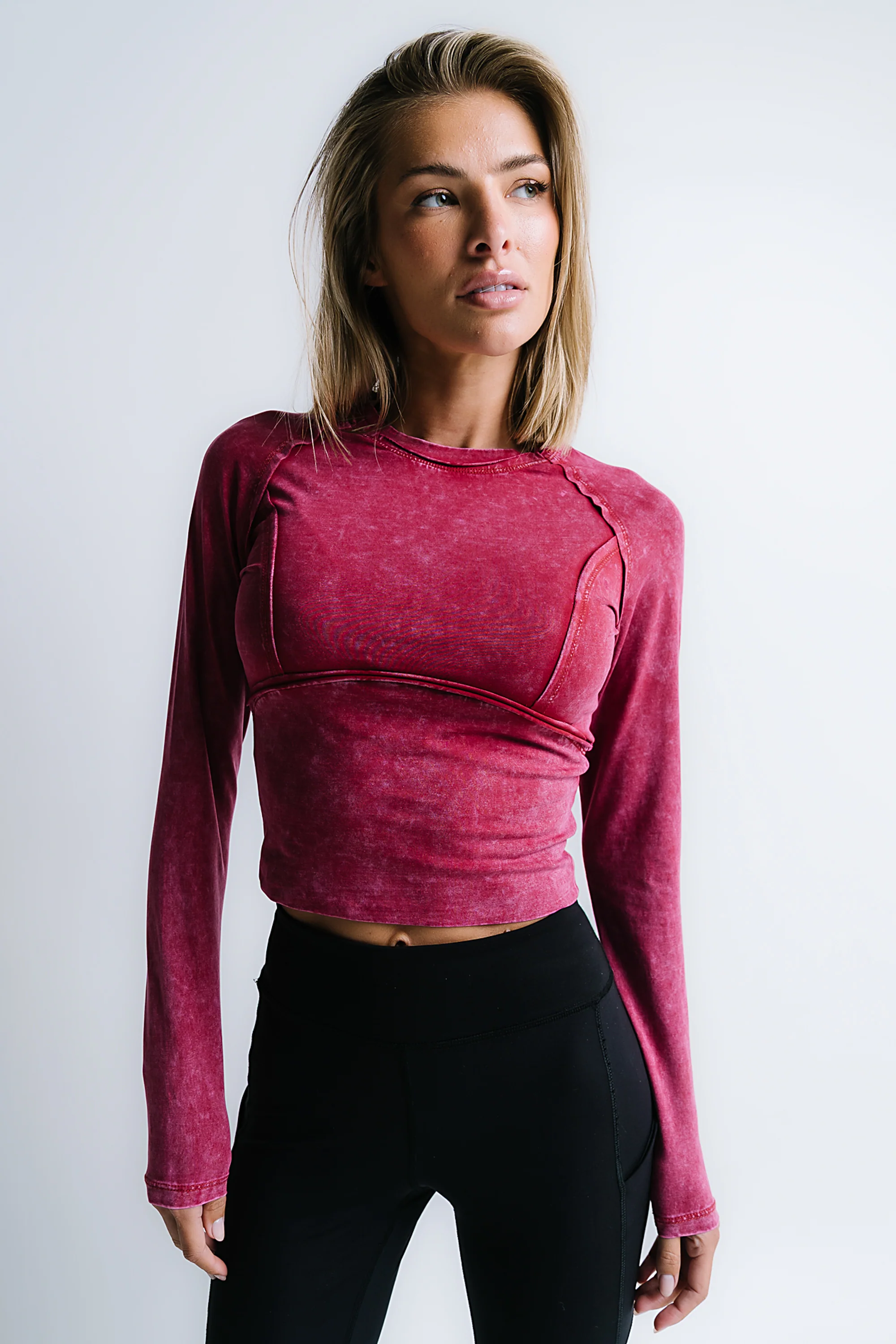 Louise Fitted Top in Red - FINAL SALE - Image 5