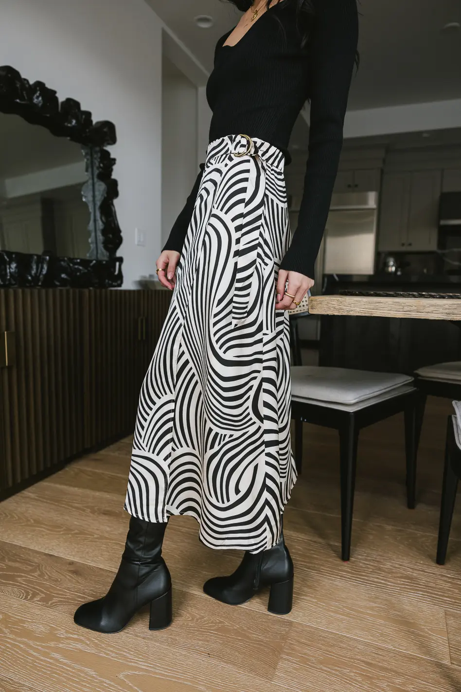 Lydia Abstract Skirt - FINAL SALE - Image 4