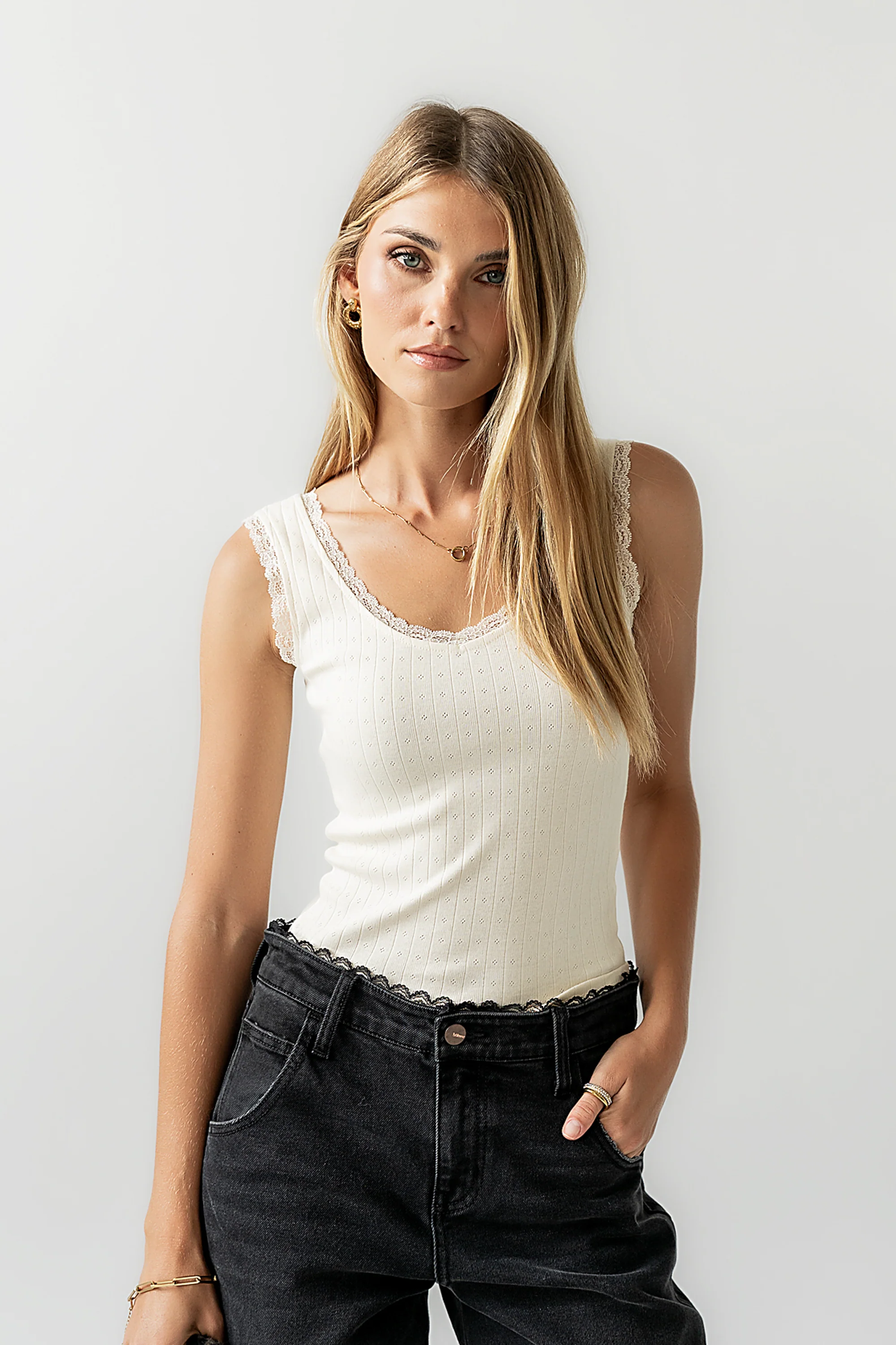 Mackie Lace Trim Tank in Cream - Image 5