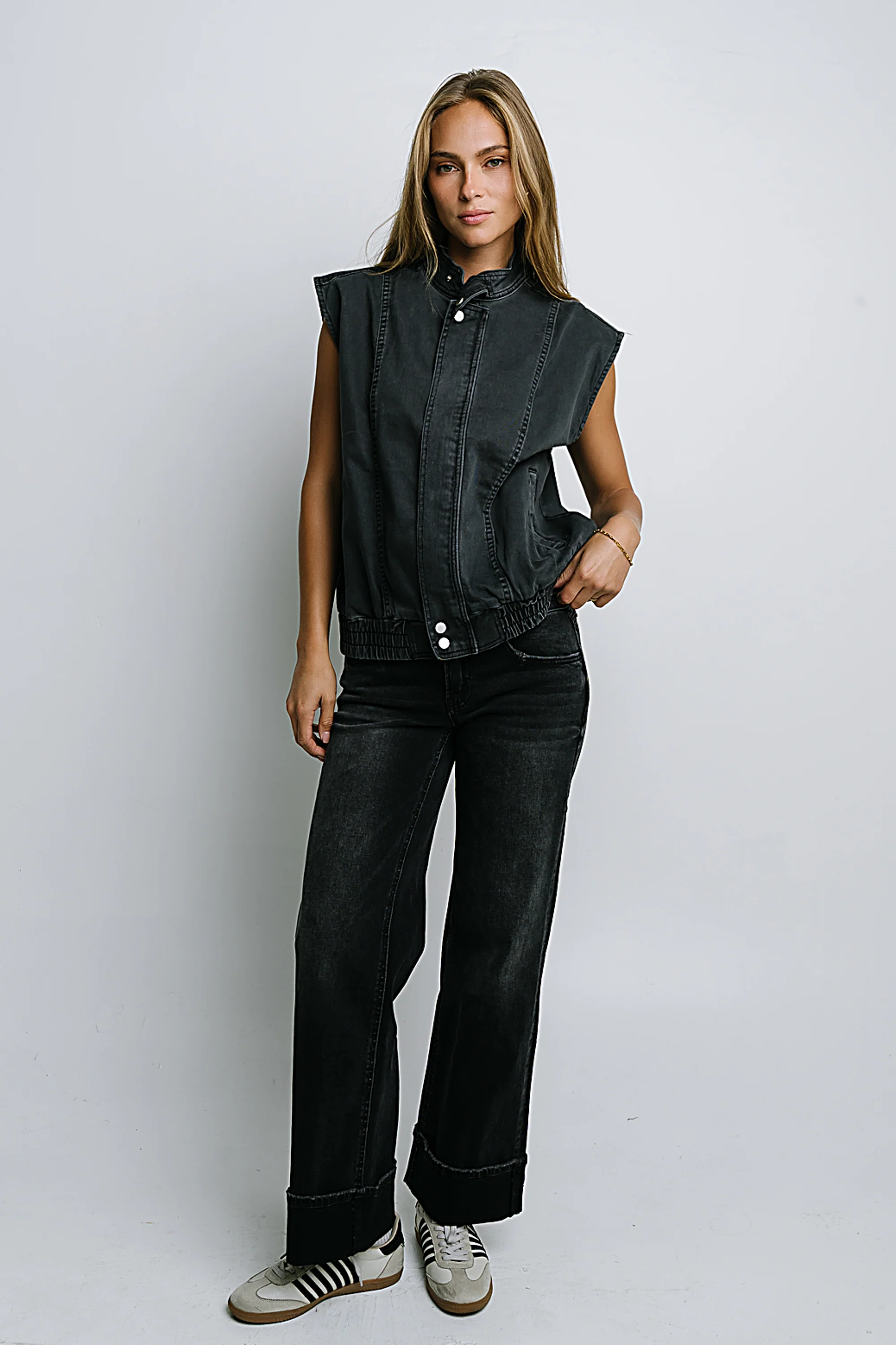 Marcia Cuffed Baggy Jeans in Faded Black - Image 2