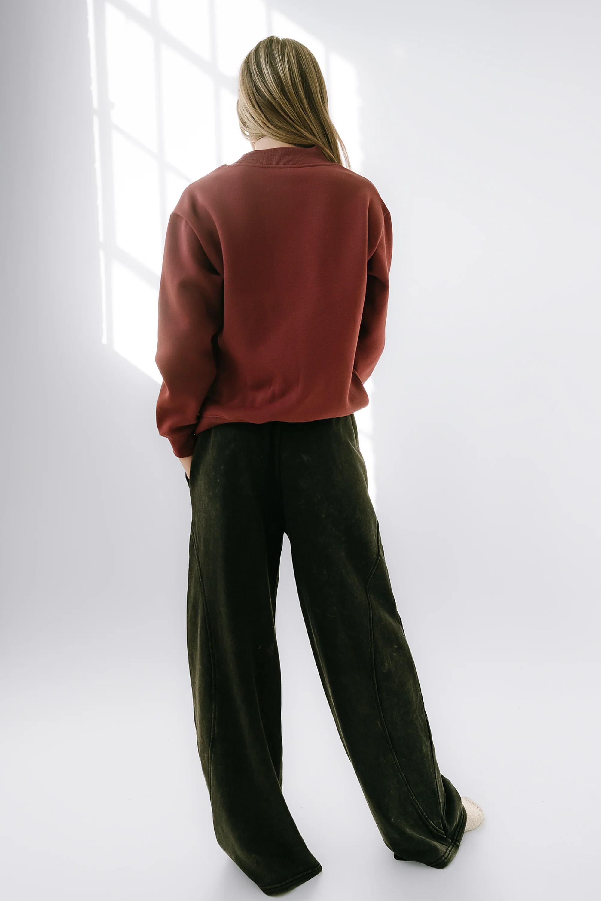 Marie Oversized Sweatshirt in Burgundy - FINAL SALE - Image 9