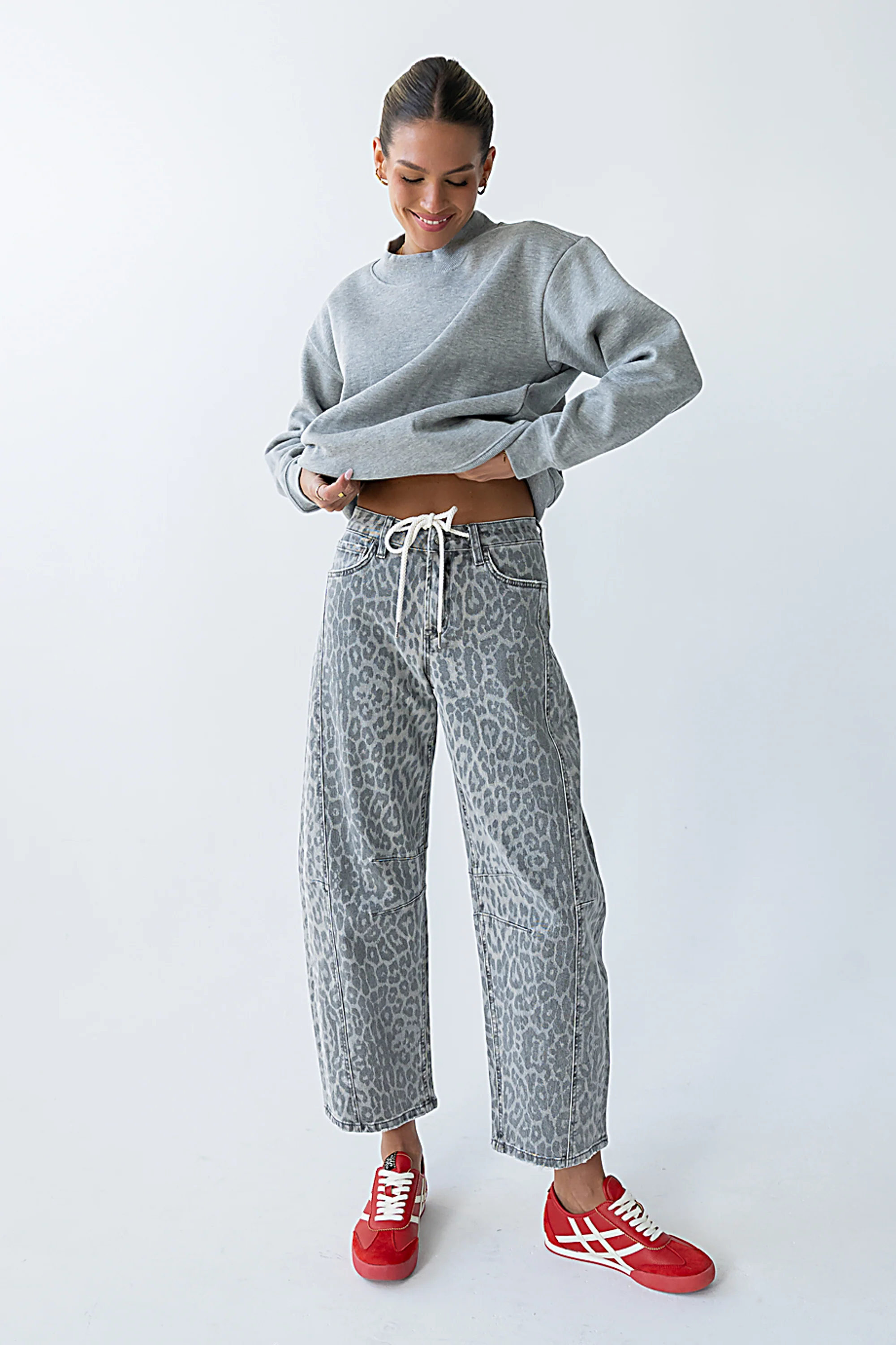 Marie Oversized Sweatshirt in Grey - FINAL SALE - Image 3