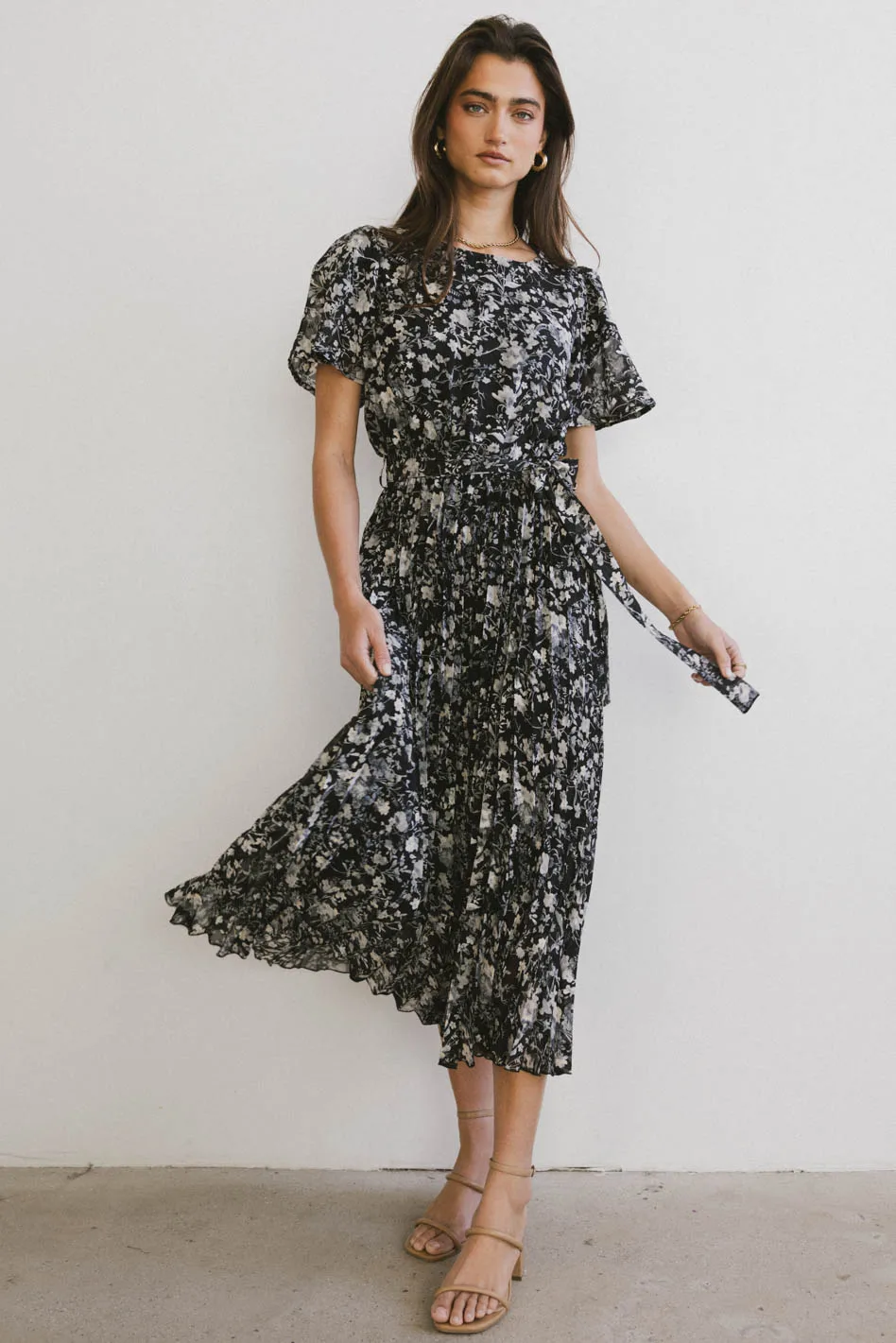 Mary Anne Floral Midi Dress in Black - FINAL SALE - Image 5