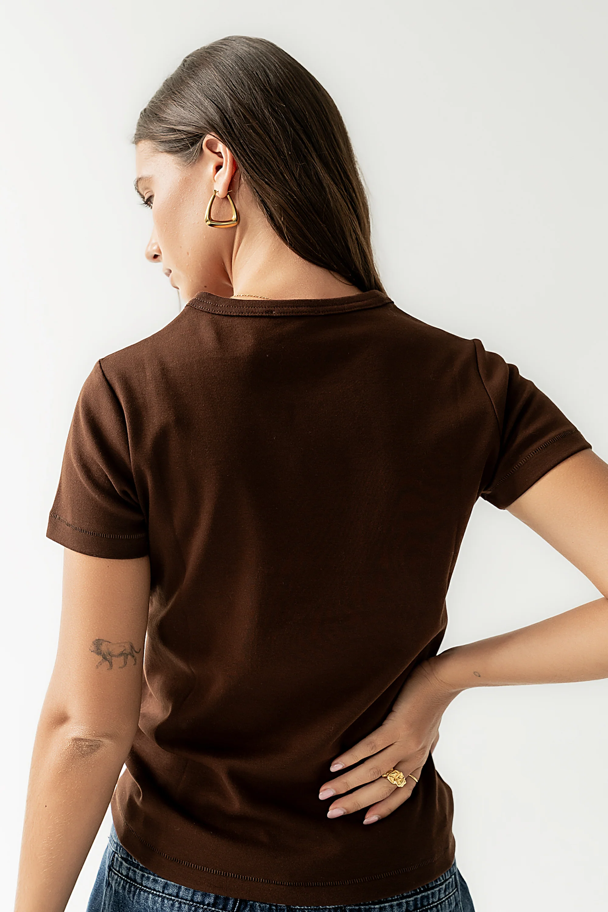 Mckenna T-Shirt in Red-Brown - Image 2
