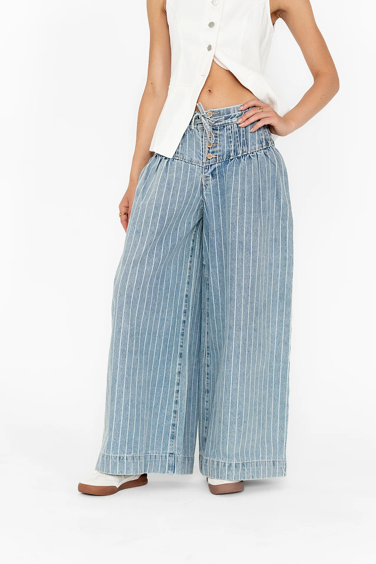 Melanie Striped Wide Leg Pants in Light Wash - FINAL SALE - Image 4
