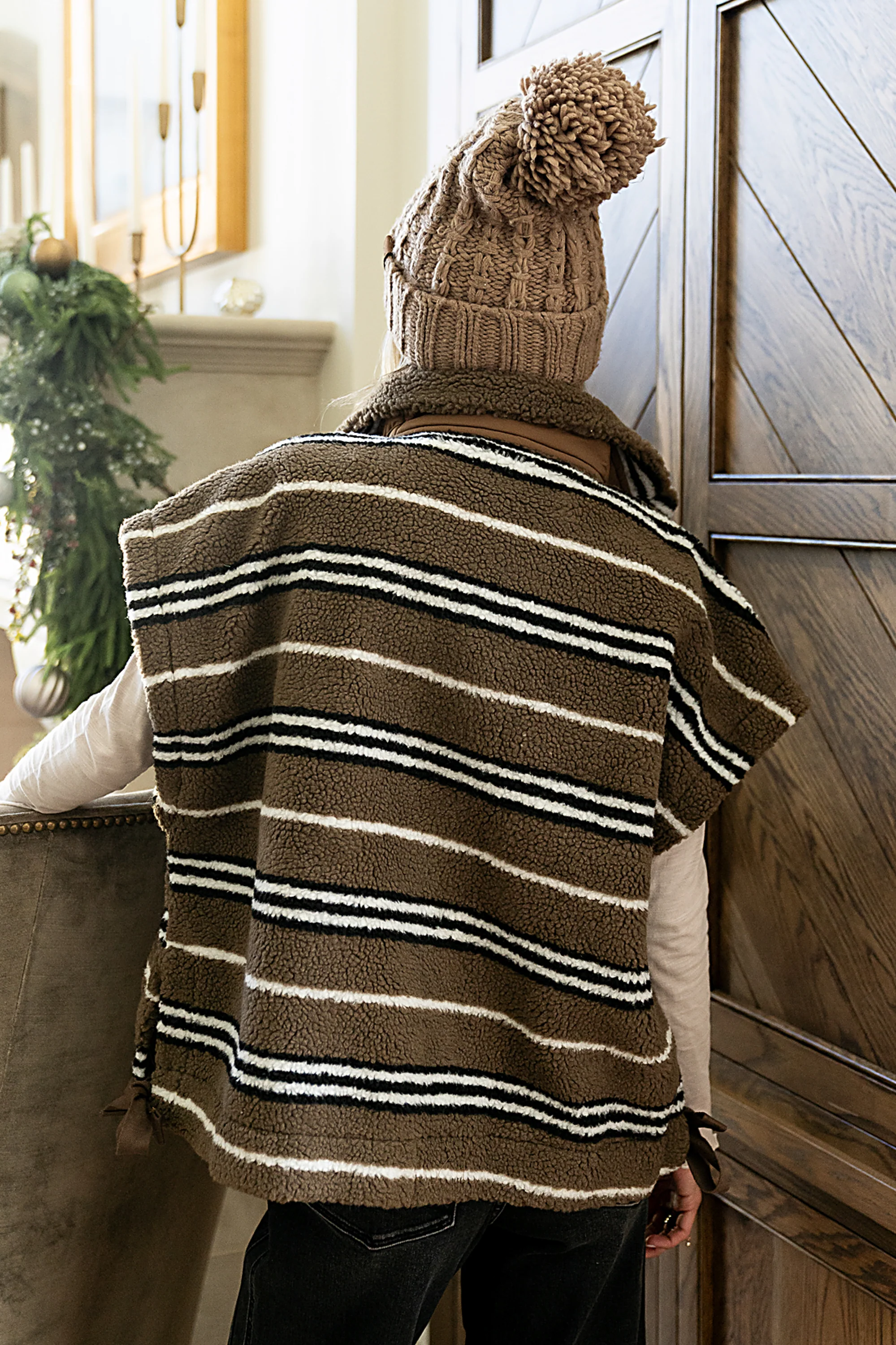 Mellanie Striped Sherpa Vest in Mocha - FINAL SALE - Image 3