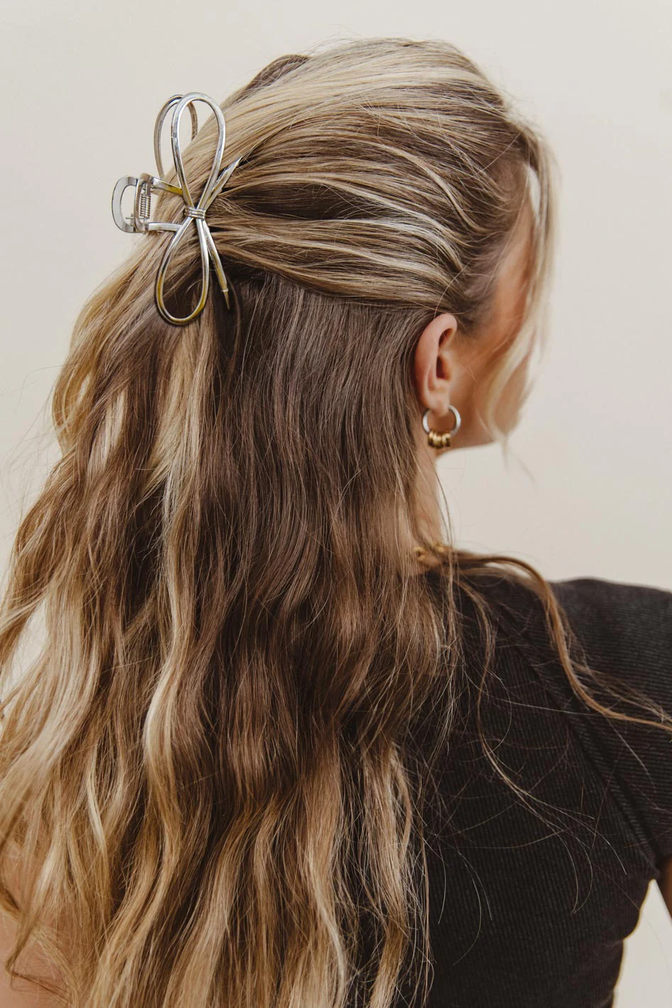 Metal Bow Claw Clip in Silver - FINAL SALE - Image 2