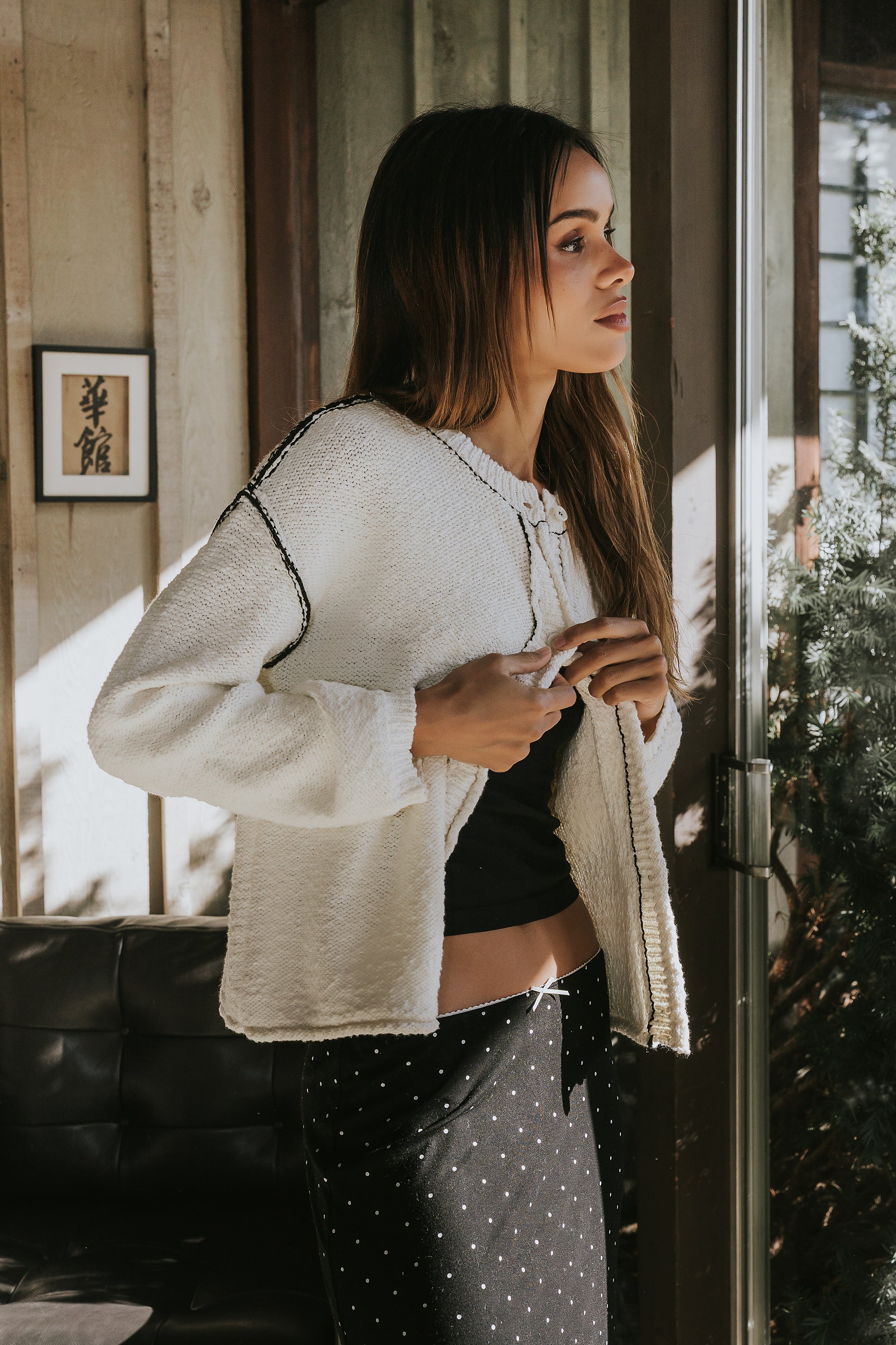 Mindi Contrast Sweater in Off White - Image 5