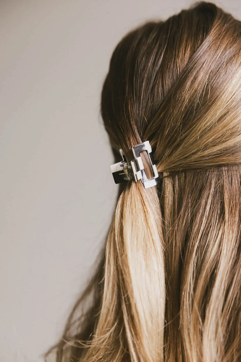 Mini Cutout Claw Clip in Black Checkered - Image 2