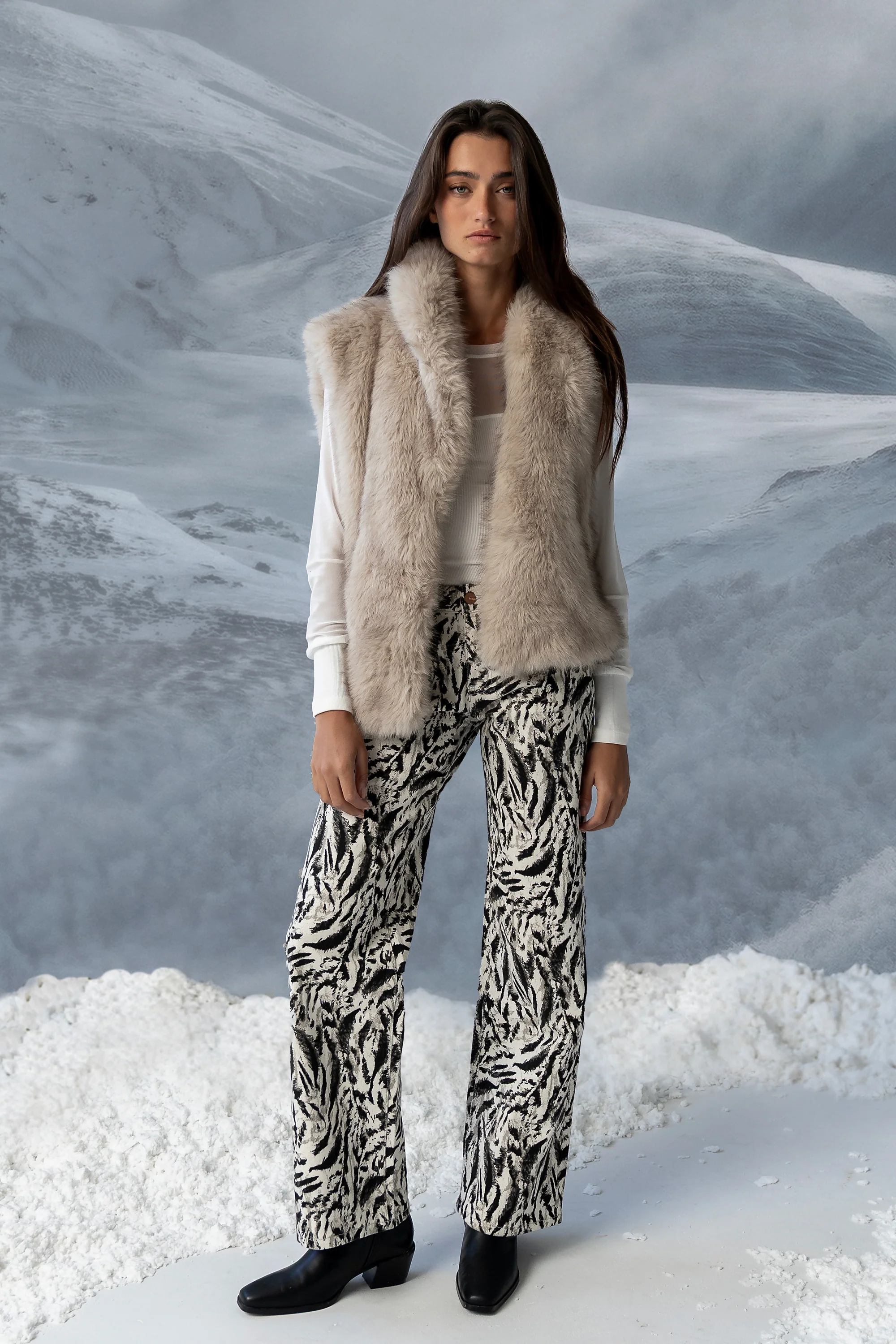 Moss Abstract Wide Leg Jeans - Image 8
