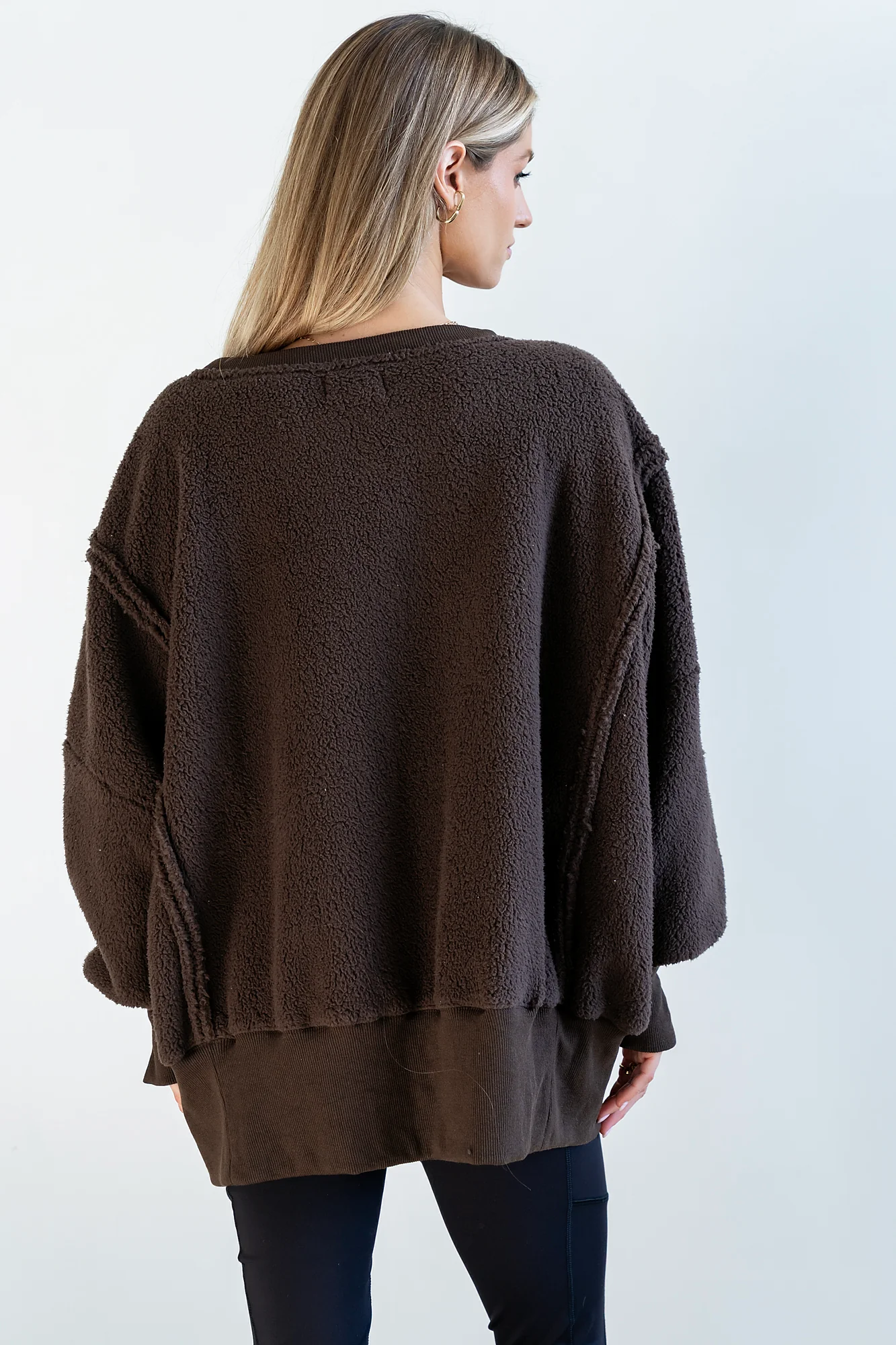 Moxie Oversized Sherpa Sweater in Brown - FINAL SALE - Image 3