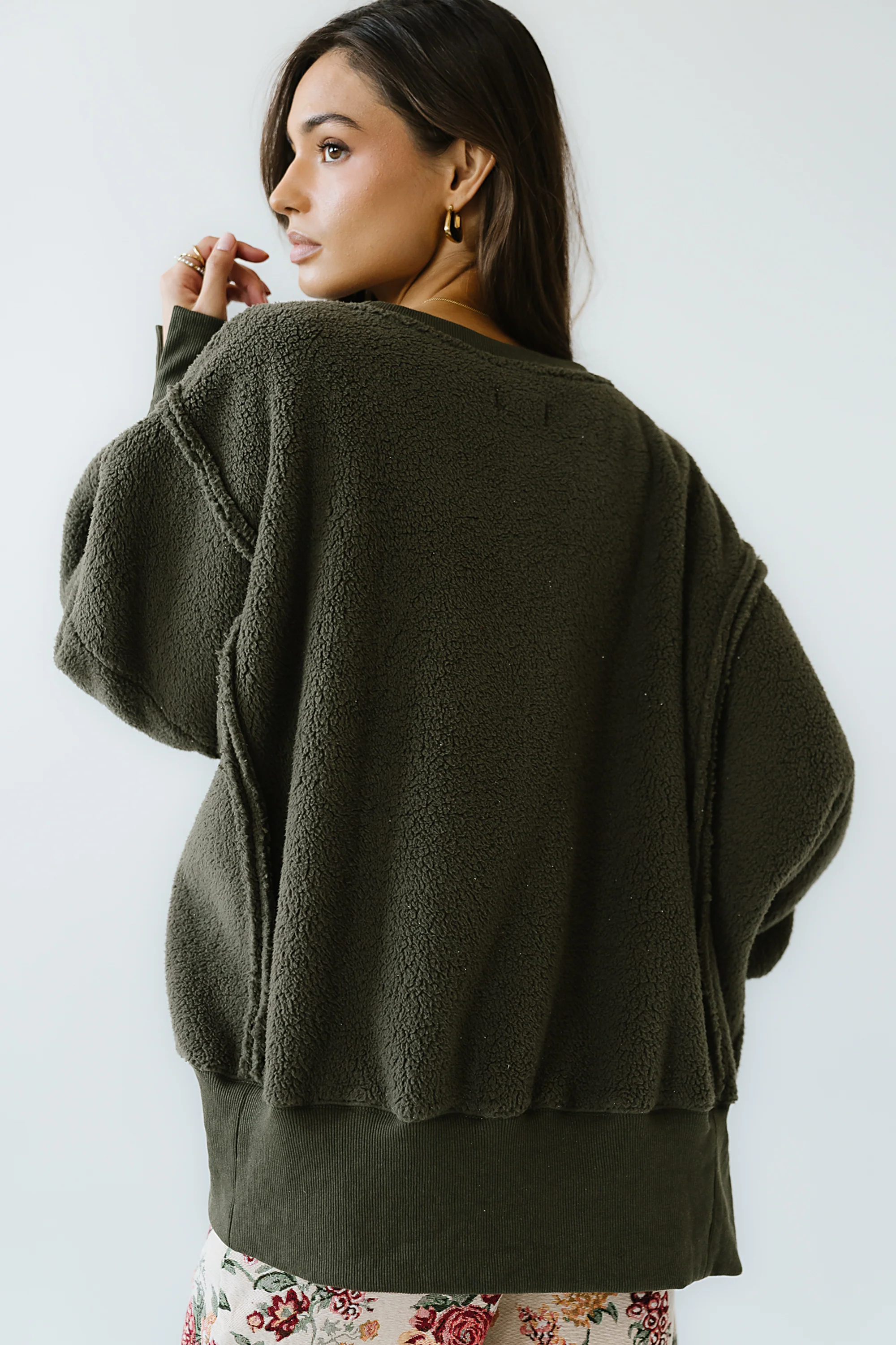 Moxie Oversized Sherpa Sweater in Olive - FINAL SALE - Image 3
