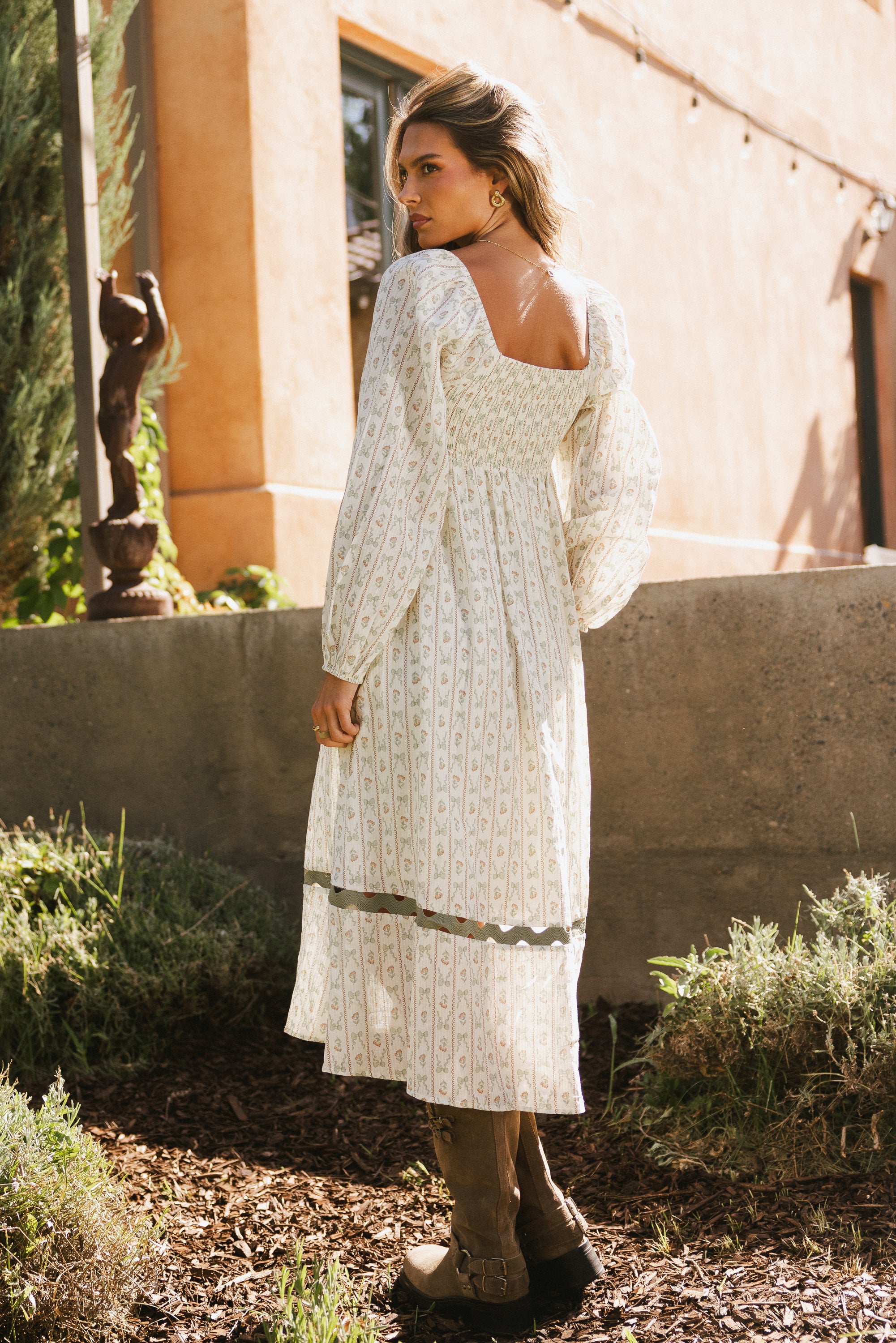 Mylo Bow Midi Dress - FINAL SALE - Image 4