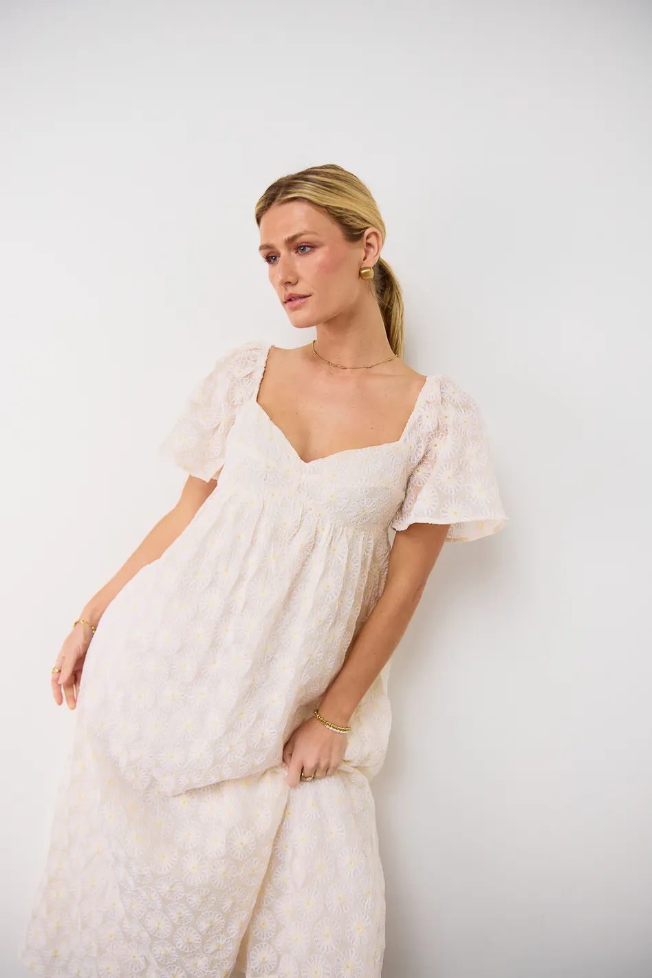 Natalia Floral Embroidered Dress - FINAL SALE - Image 4